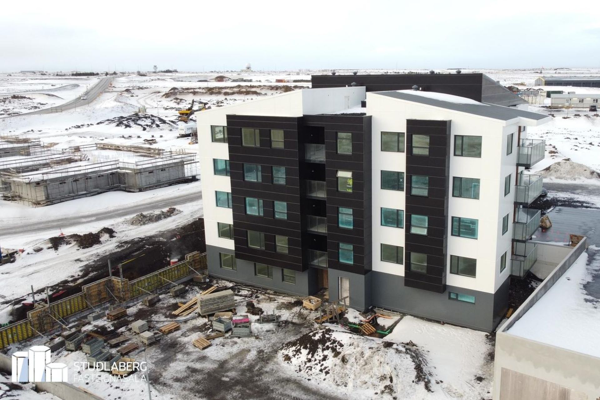 Asparlaut 24, 230 Reykjanesbær