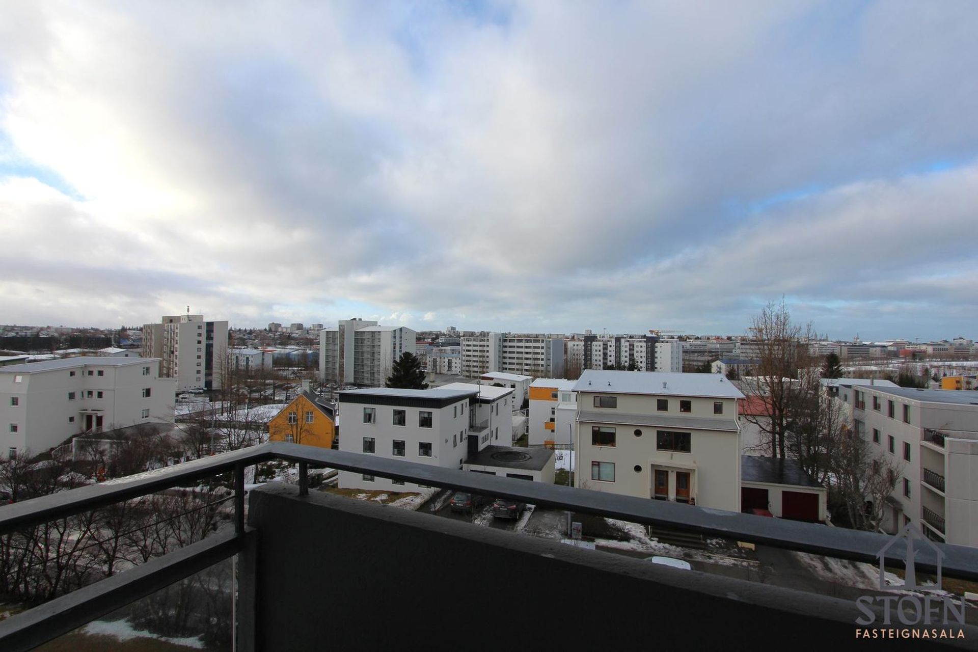 Sólheimar 27, 104 Reykjavík