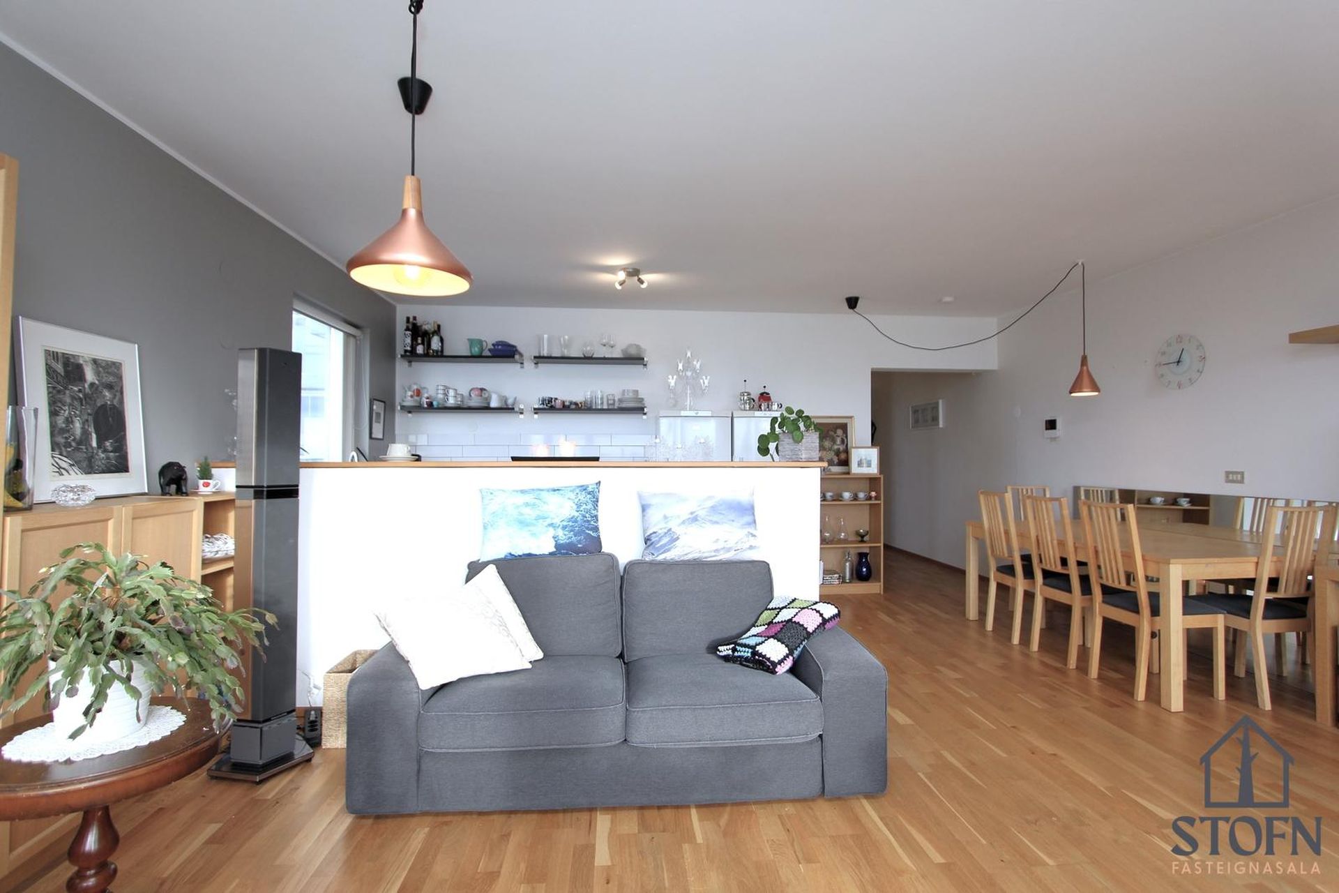 Sólheimar 27, 104 Reykjavík