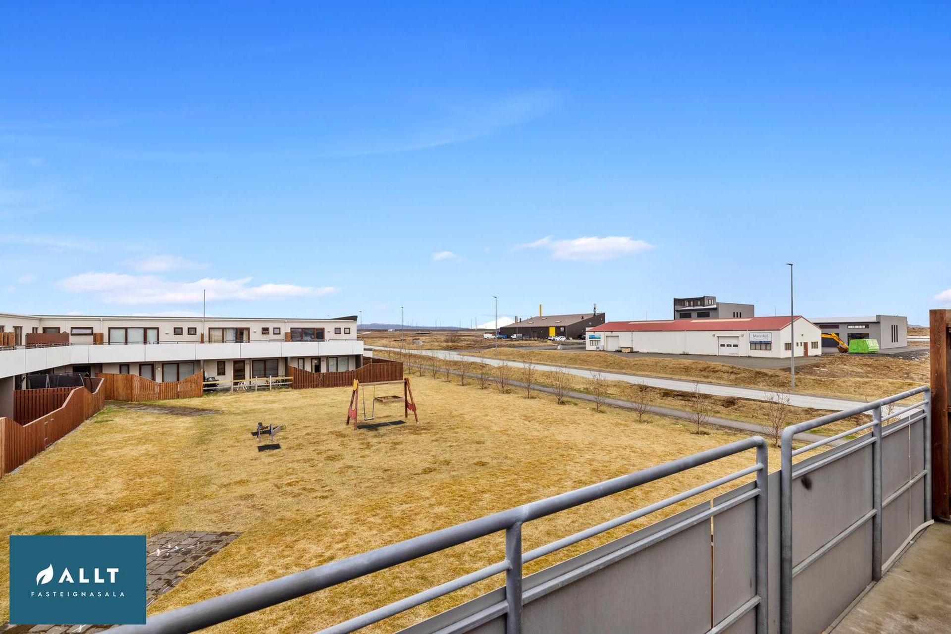 Tjarnabakki 6, 260 Reykjanesbær