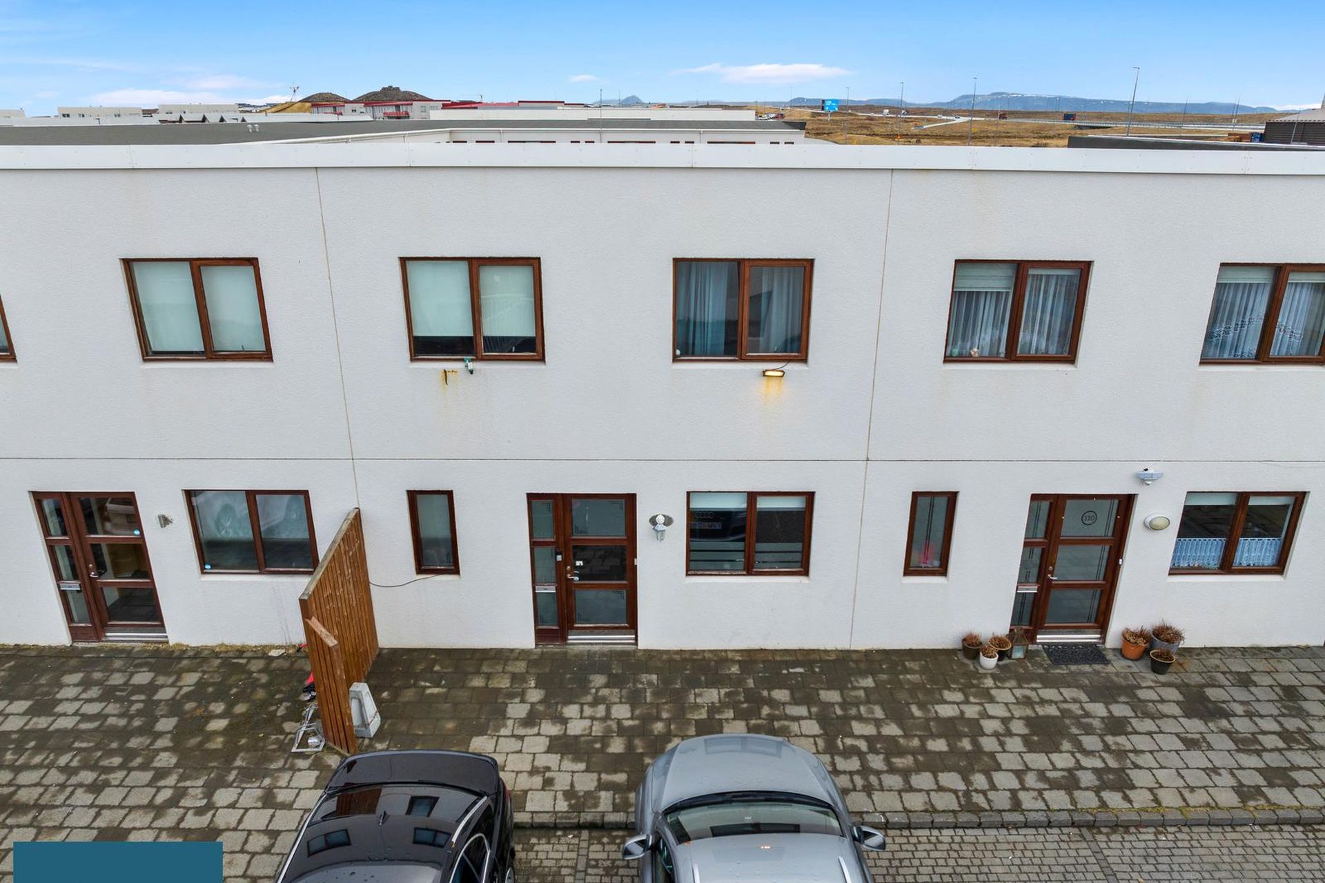 Tjarnabakki 6, 260 Reykjanesbær