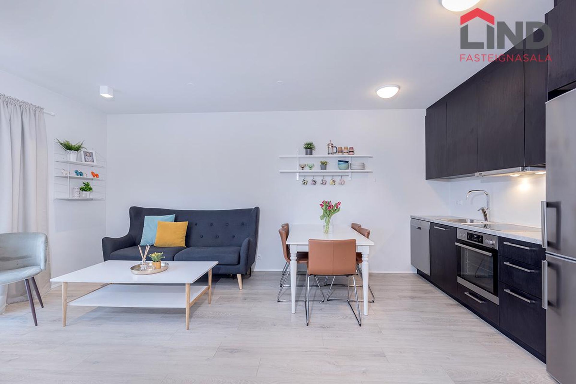 Dalsbraut 14, 260 Reykjanesbær