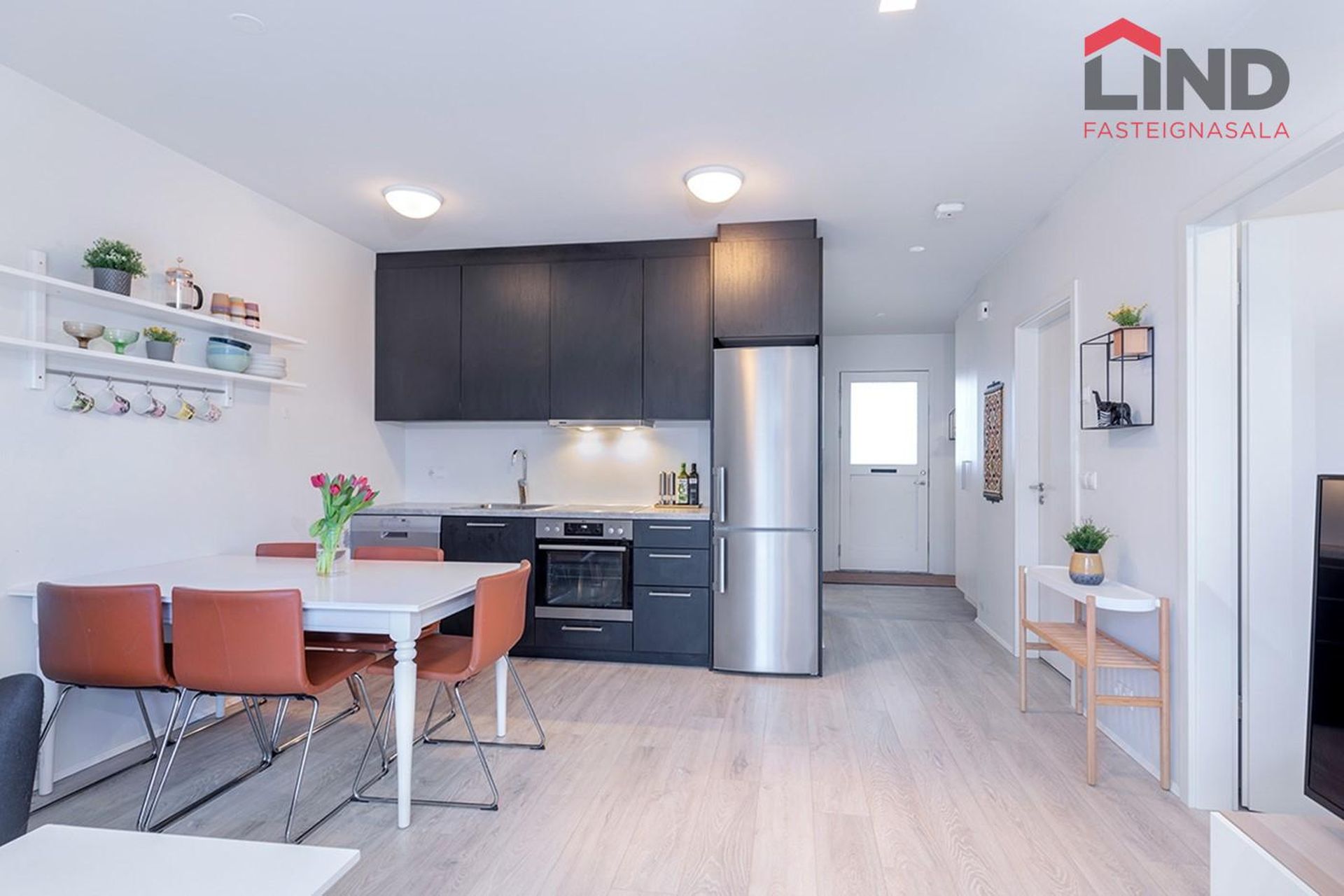 Dalsbraut 14, 260 Reykjanesbær