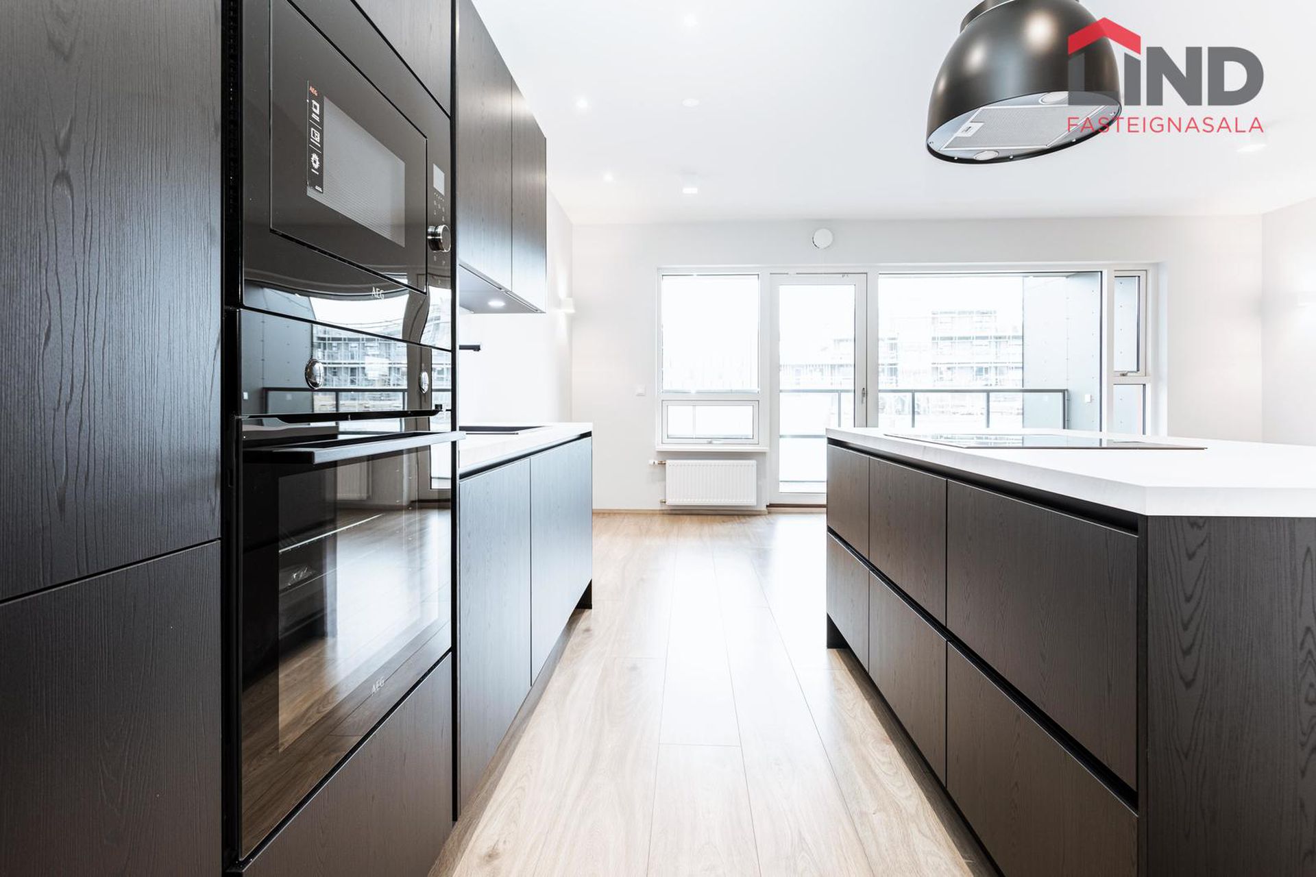 Smyrilshlíð 16, 102 Reykjavík