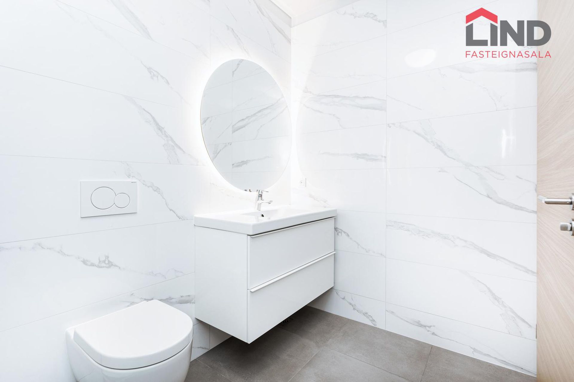 Smyrilshlíð 16, 102 Reykjavík