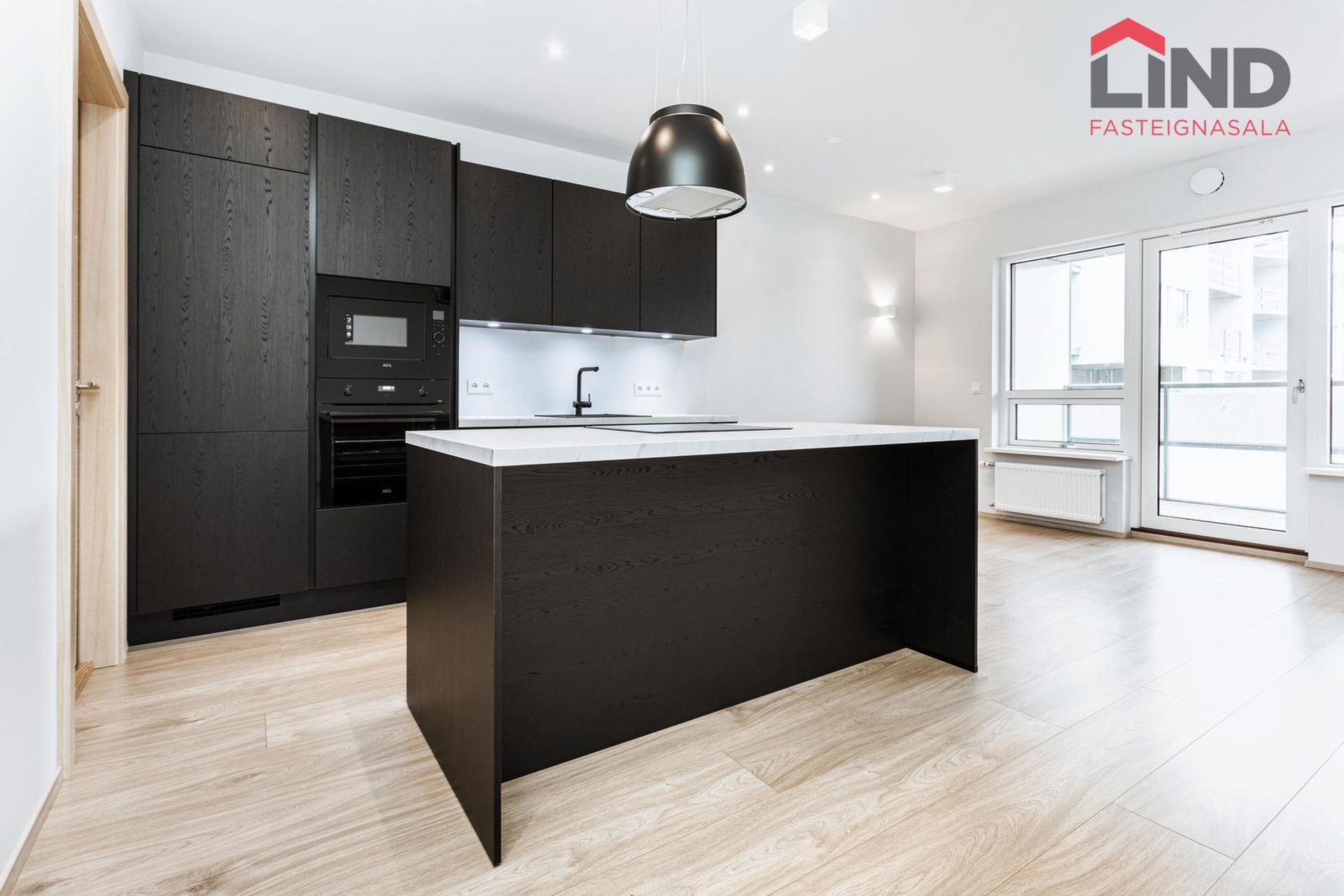 Smyrilshlíð 16, 102 Reykjavík