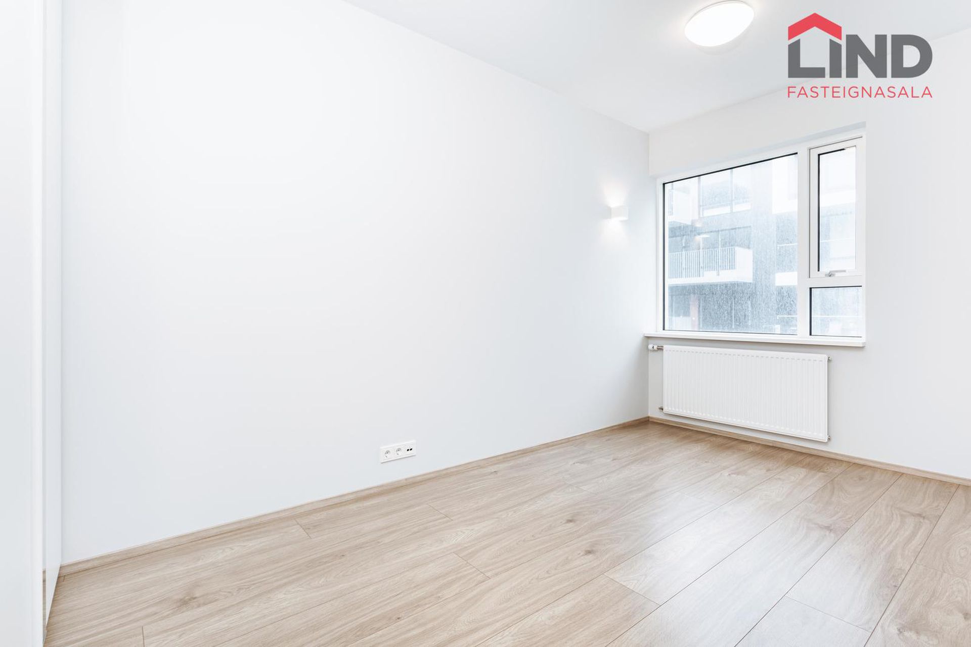 Smyrilshlíð 16, 102 Reykjavík