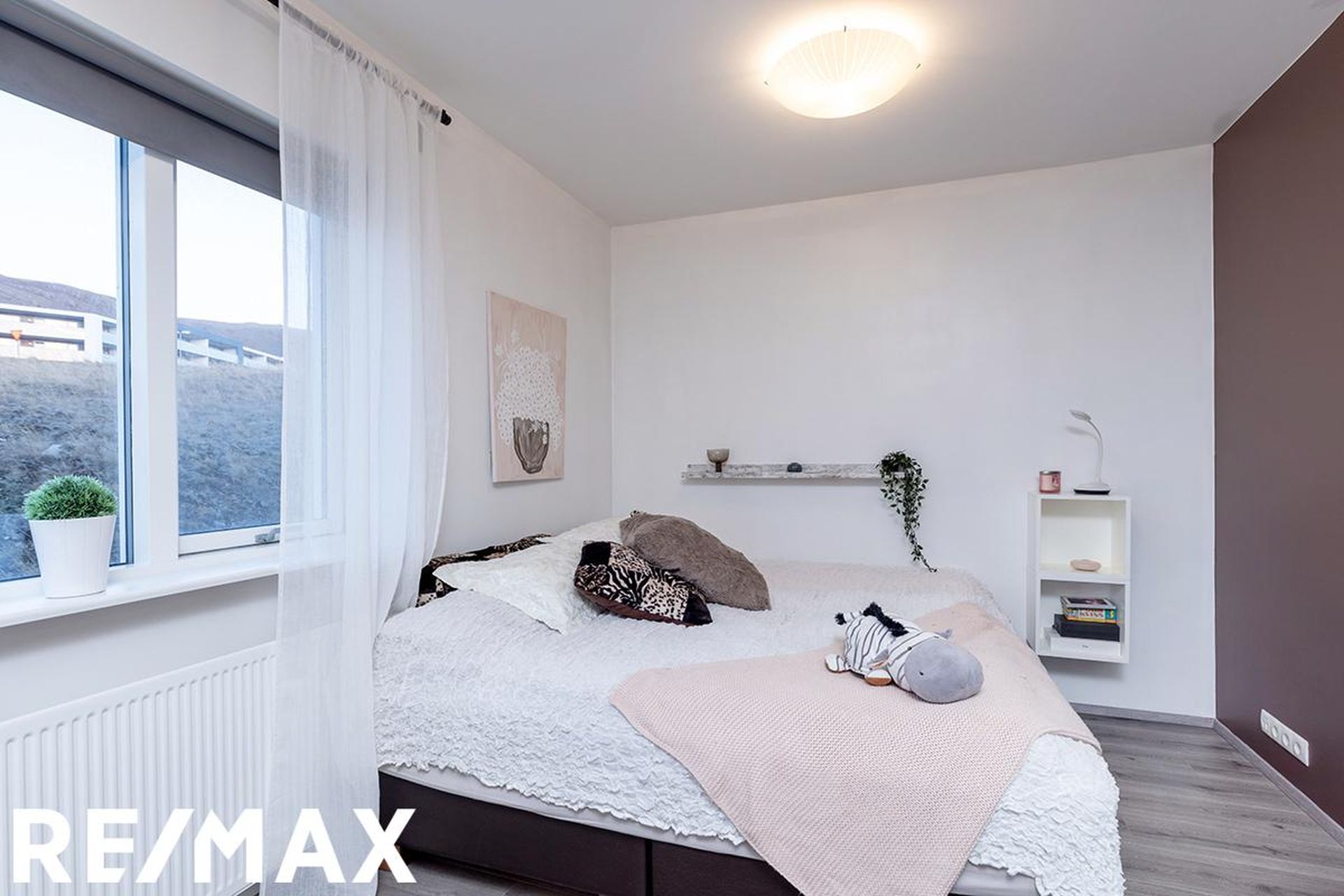 Uglugata 36, 270 Mosfellsbær
