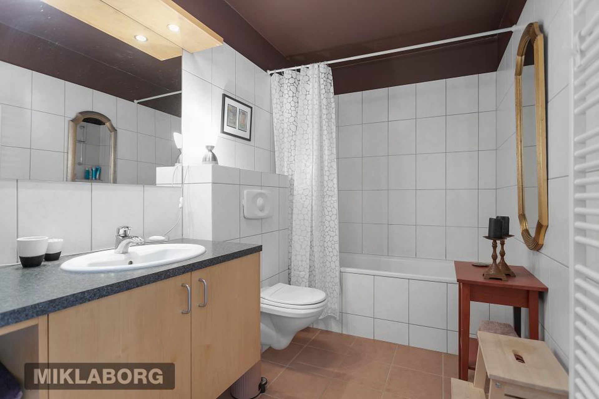 Bergstaðastræti 13, 101 Reykjavík