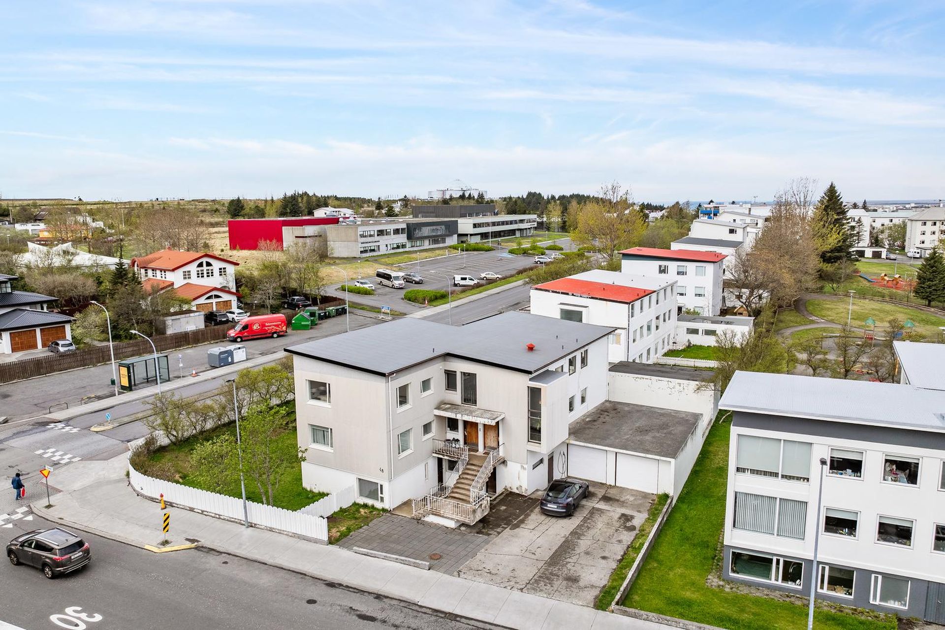 Stigahlíð 48, 105 Reykjavík