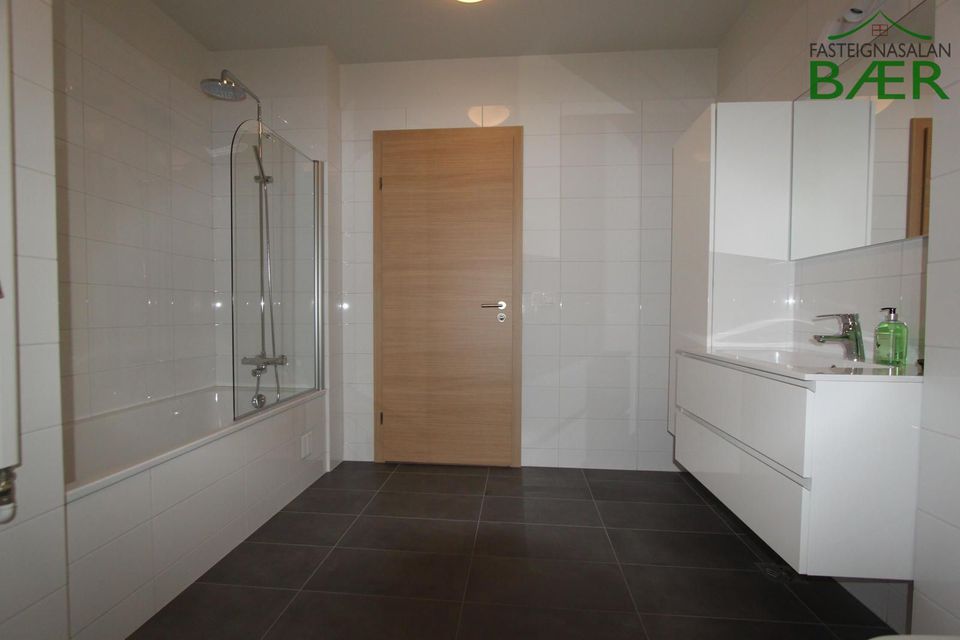 Álalind 4, 201 Kópavogur