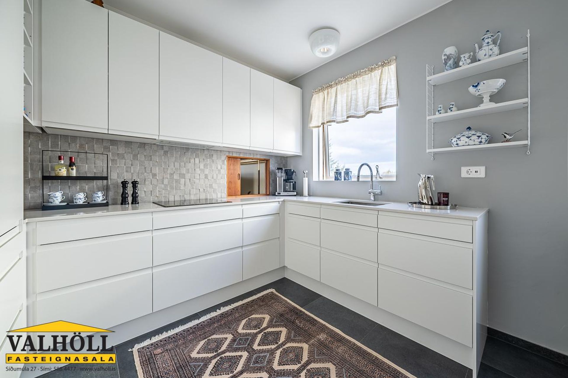 Sólheimar 42, 104 Reykjavík