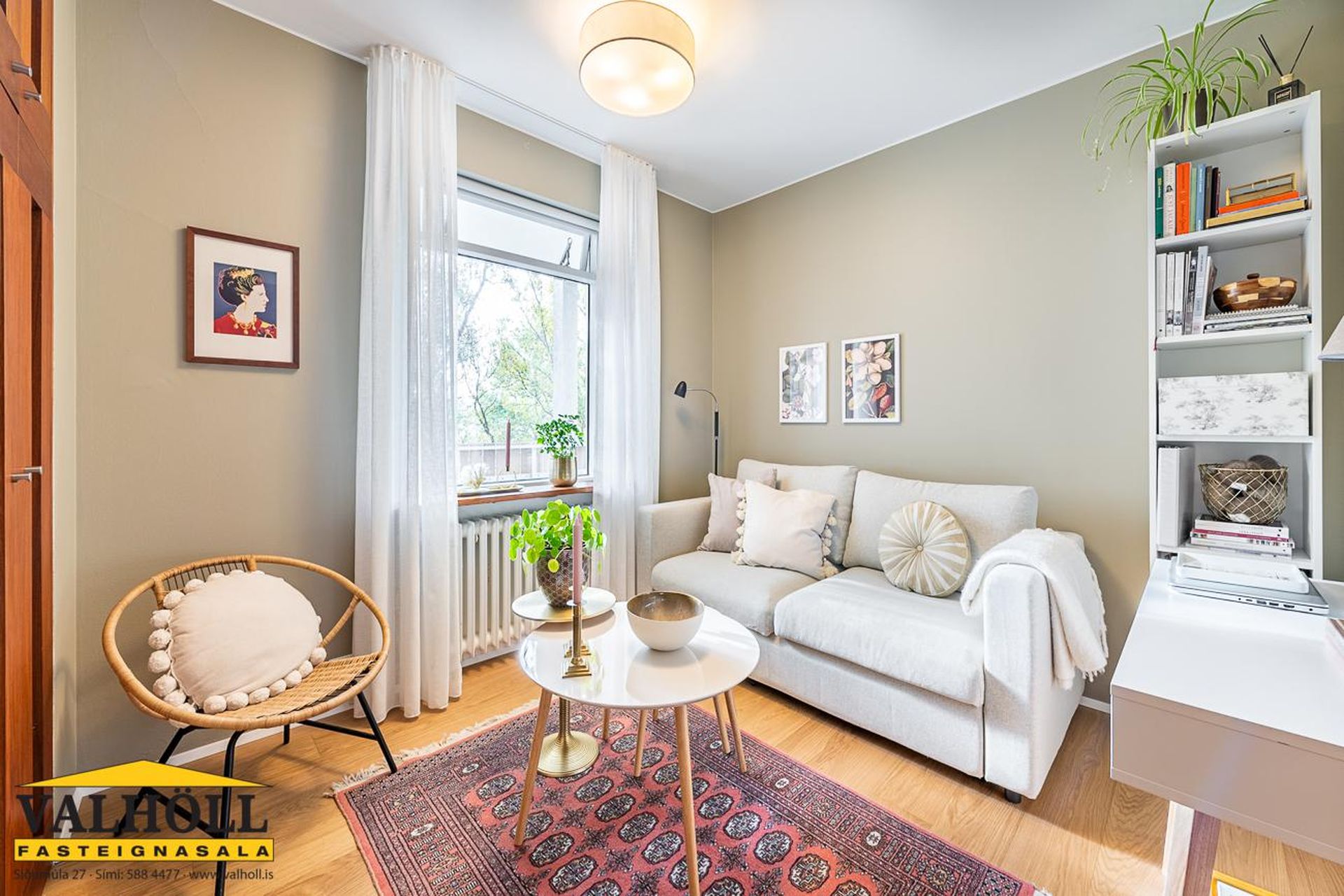 Sólheimar 42, 104 Reykjavík