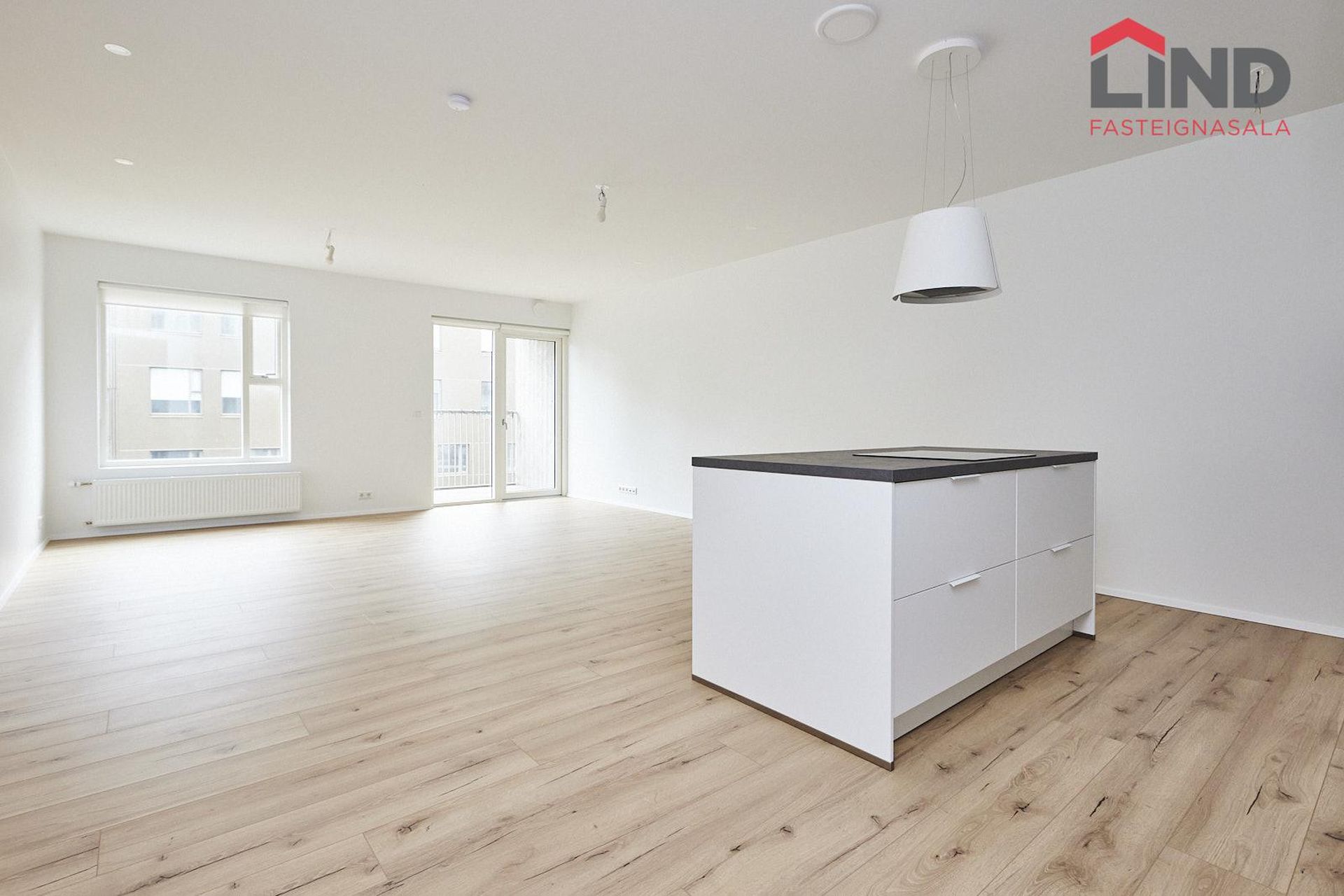 Arkarvogur 4, 104 Reykjavík