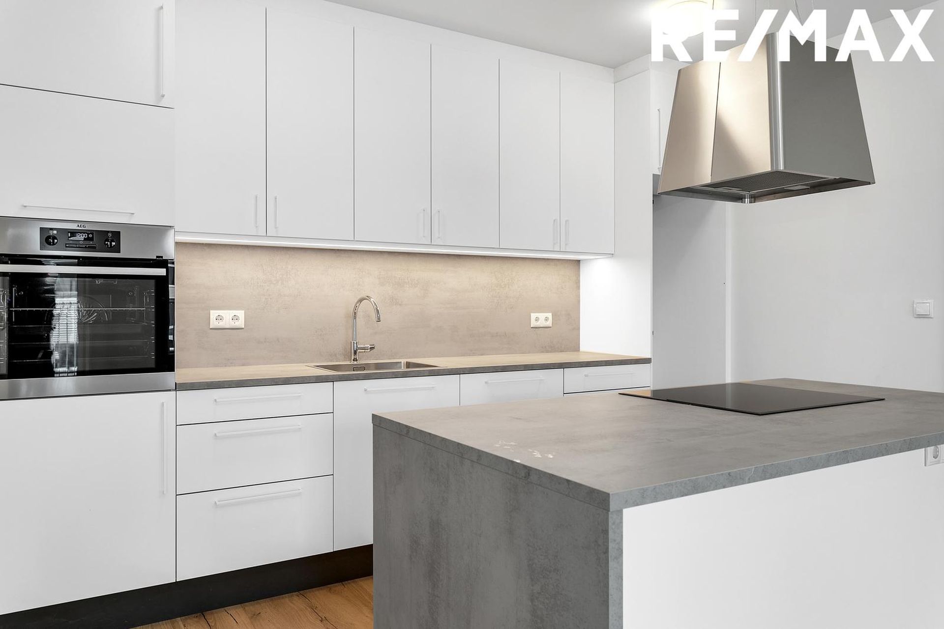 Rökkvatjörn 1, 113 Reykjavík