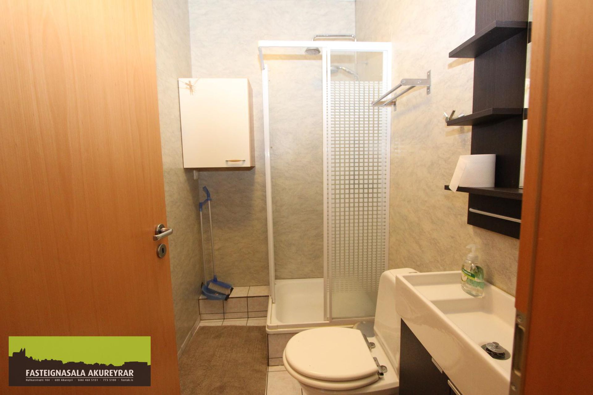 Hafnarstræti 100, 600 Akureyri