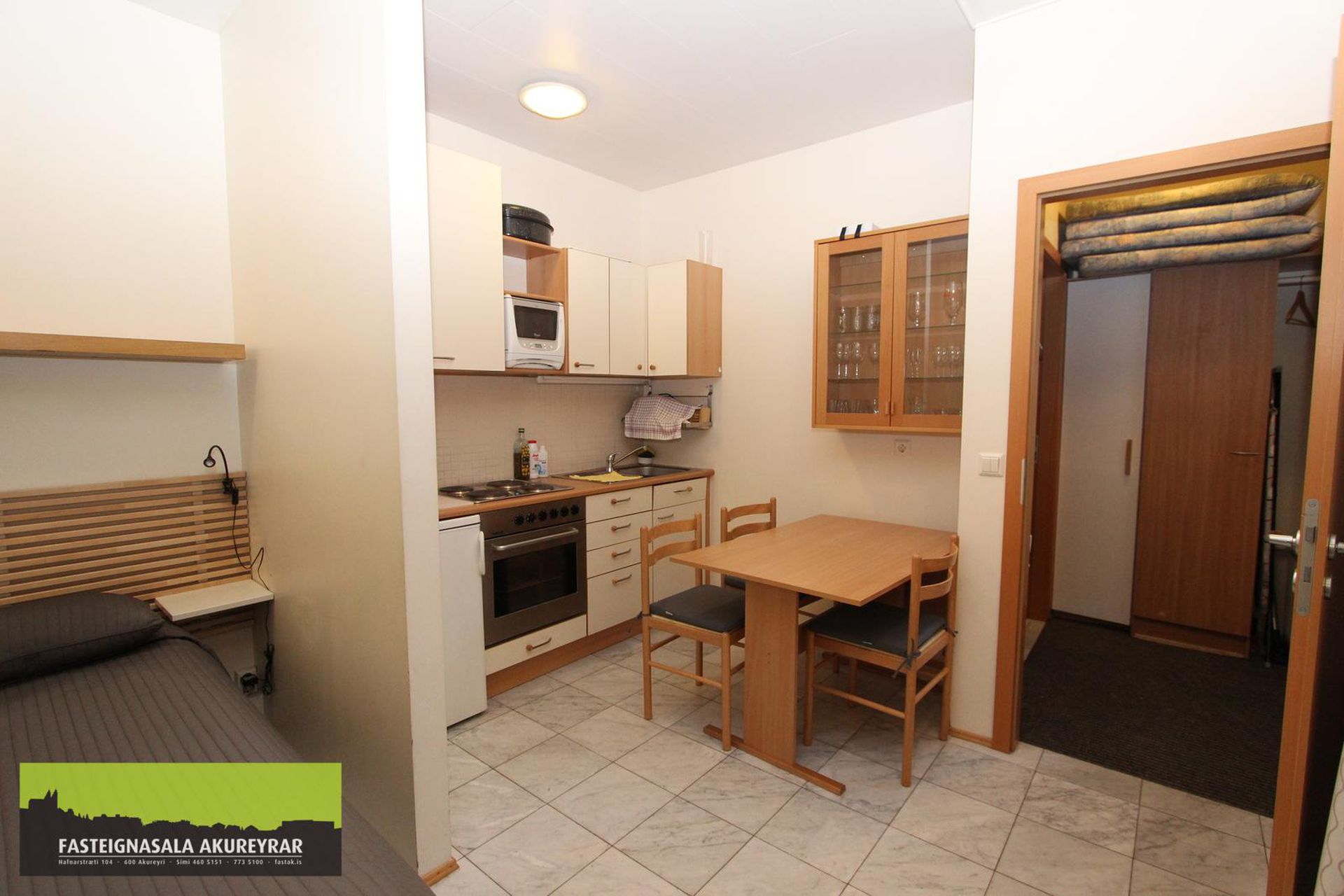 Hafnarstræti 100, 600 Akureyri