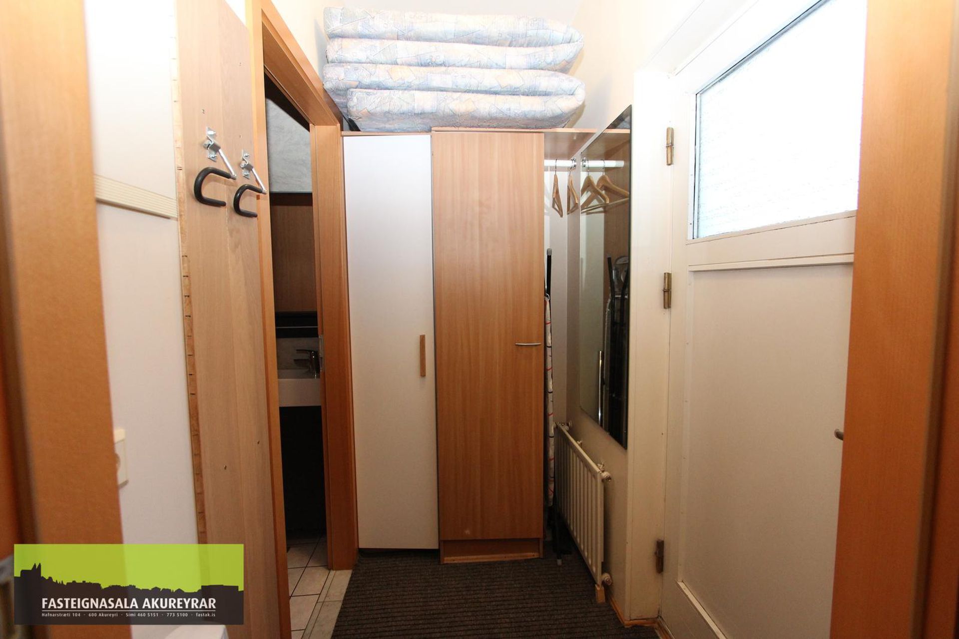 Hafnarstræti 100, 600 Akureyri