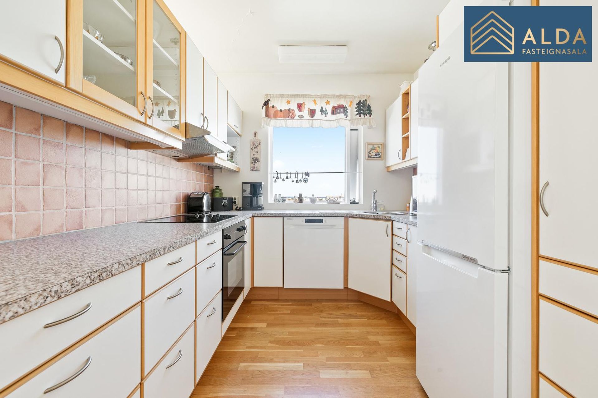 Sólheimar 25, 104 Reykjavík
