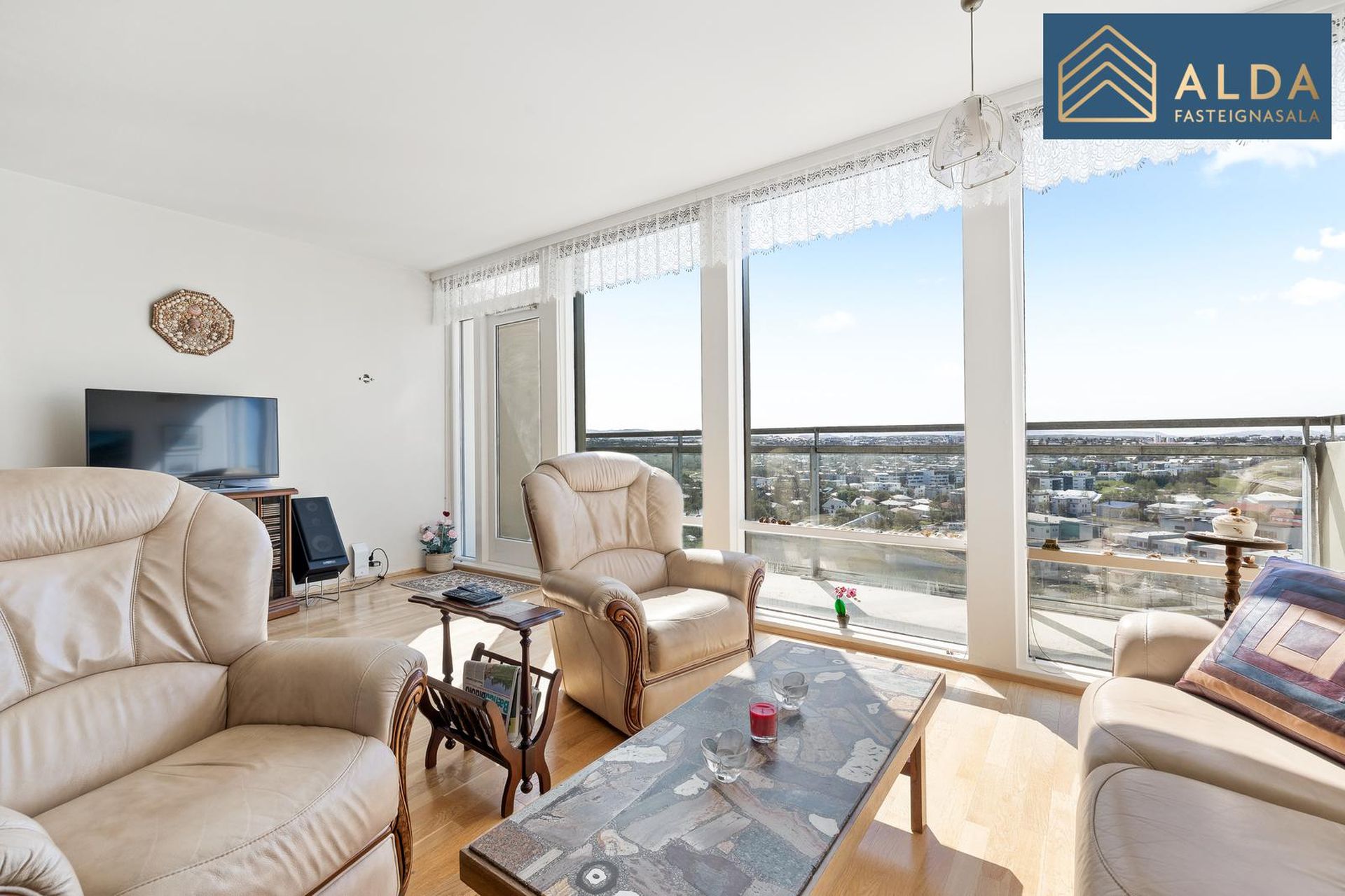 Sólheimar 25, 104 Reykjavík