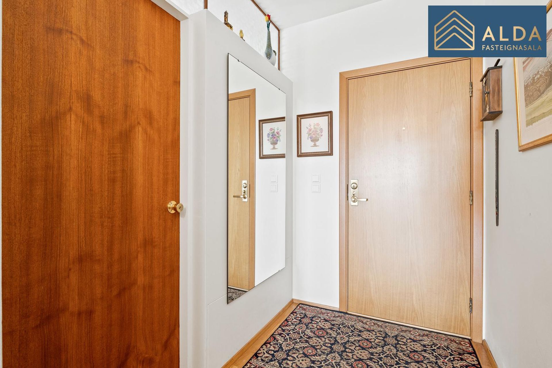 Sólheimar 25, 104 Reykjavík