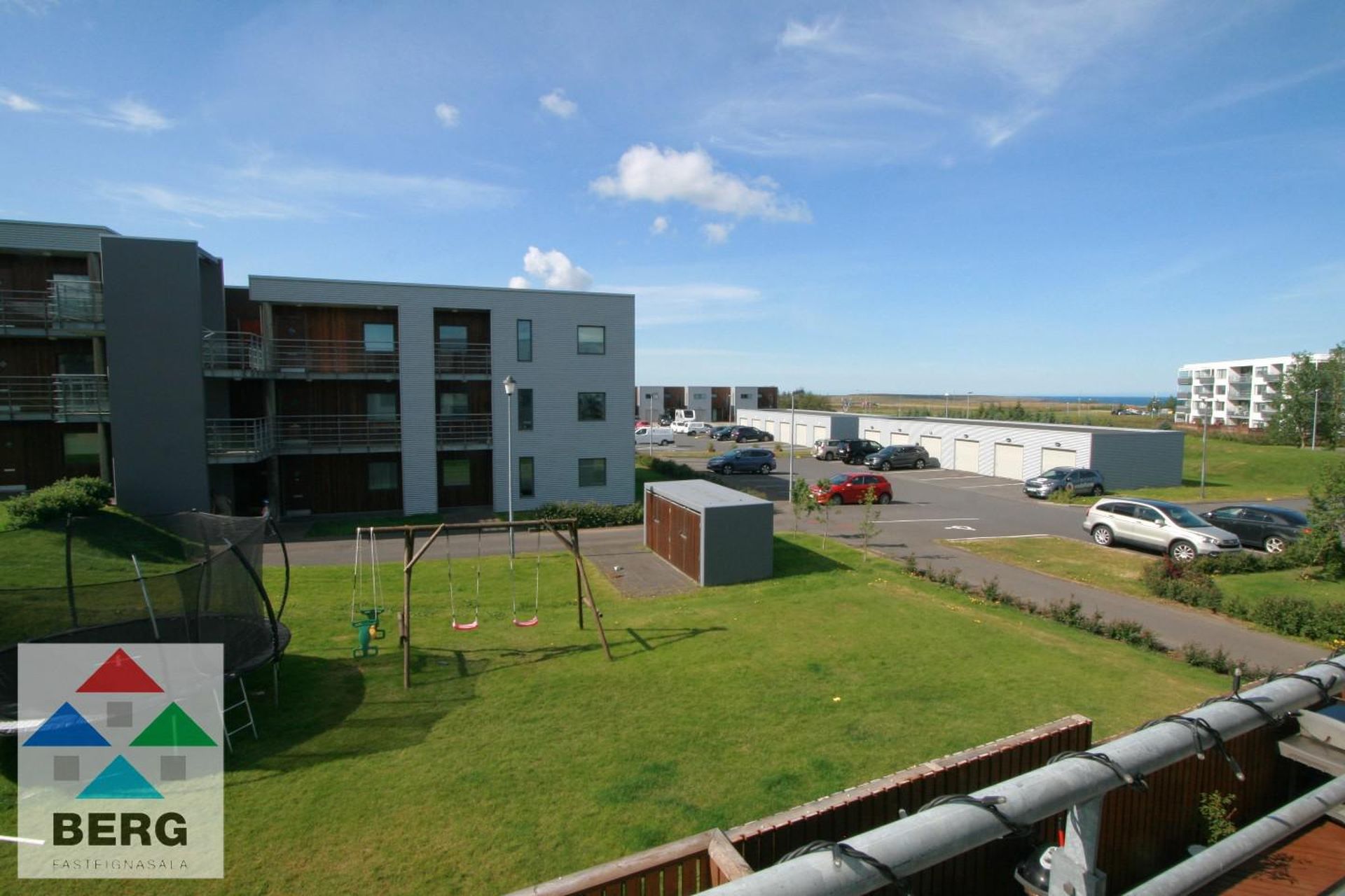 Klapparhlíð 24, 270 Mosfellsbær