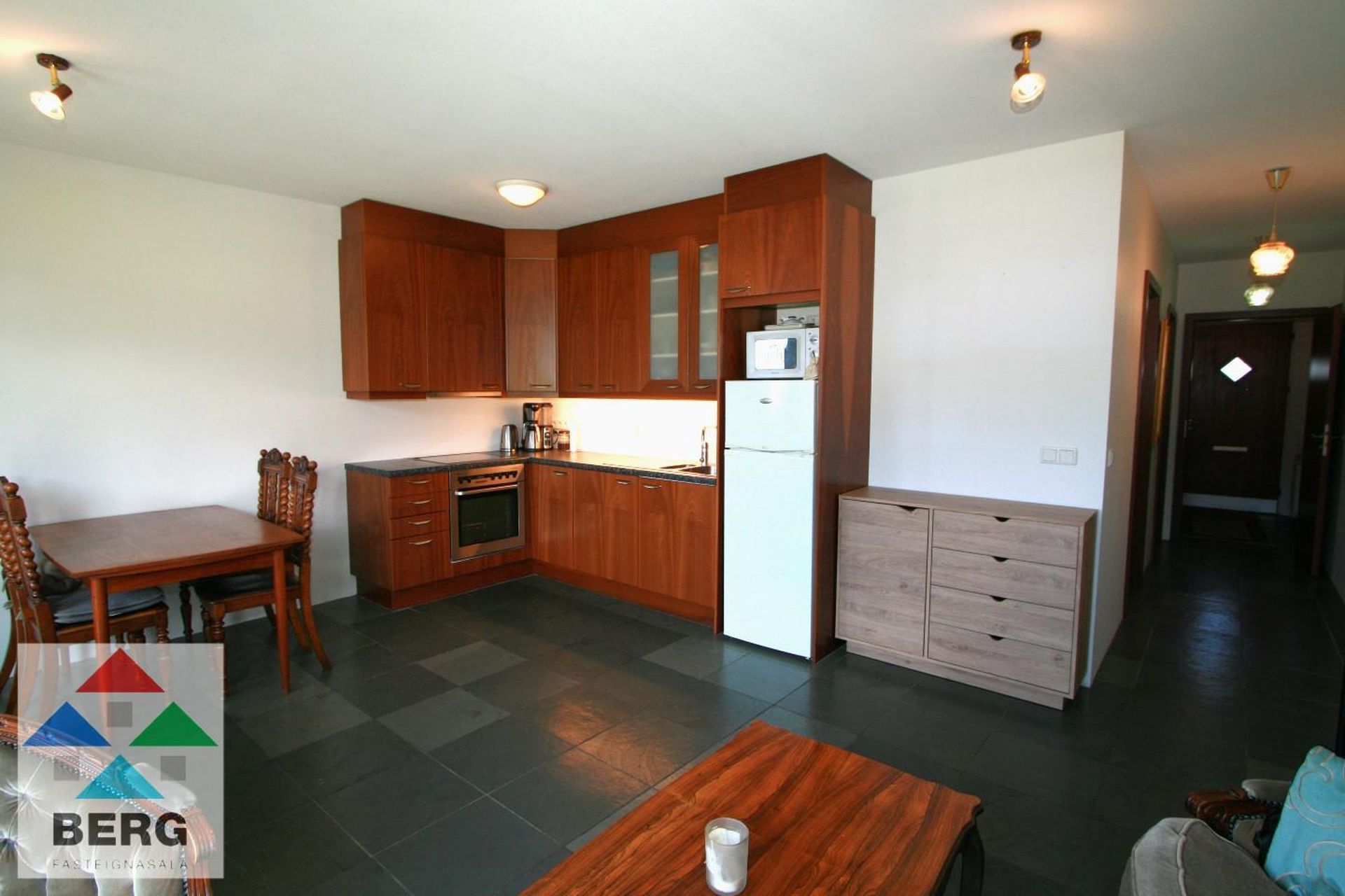 Klapparhlíð 24, 270 Mosfellsbær