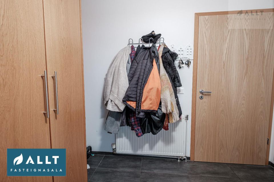 Tjarnabakki 8, 260 Reykjanesbær