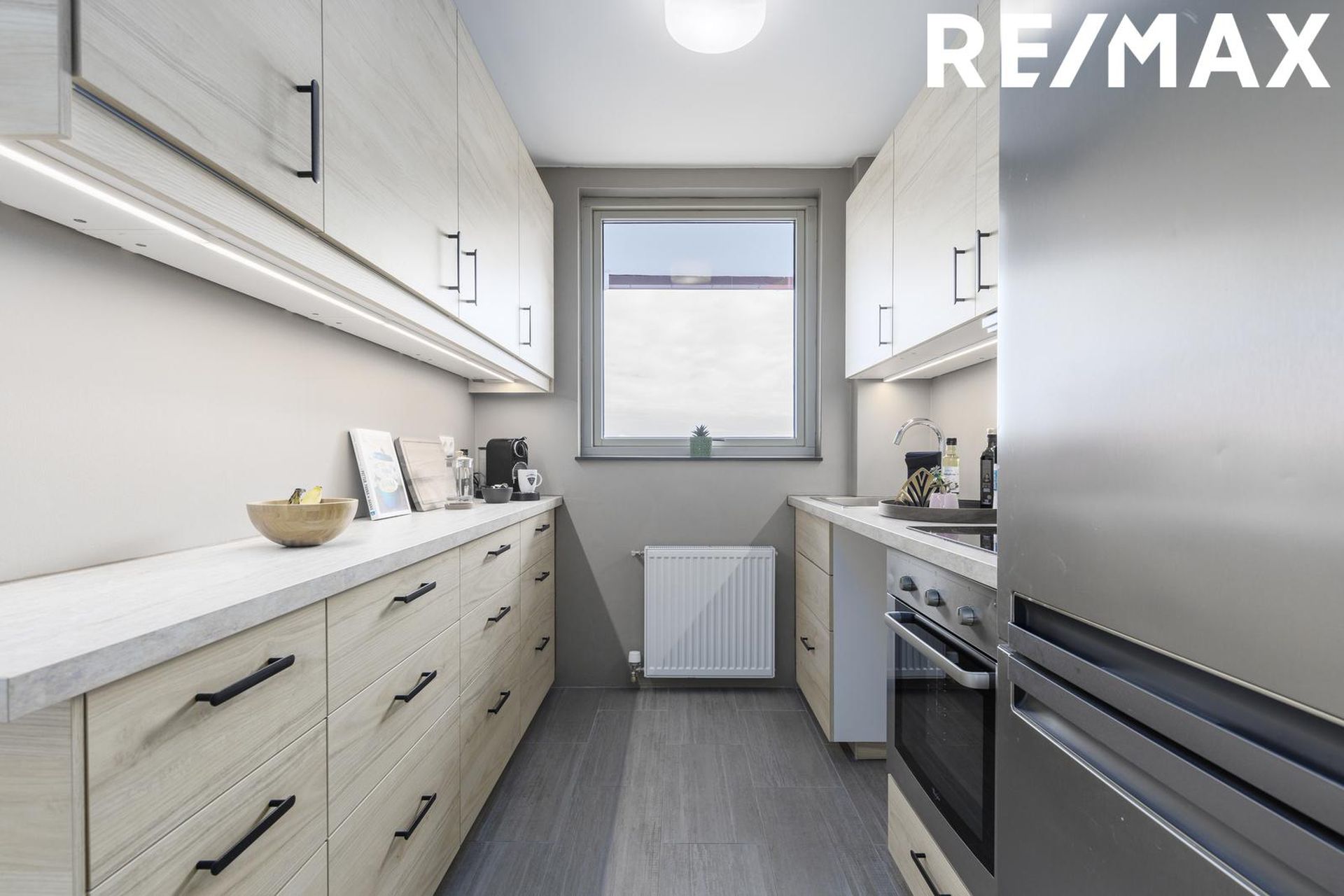 Asparfell 8, 111 Reykjavík