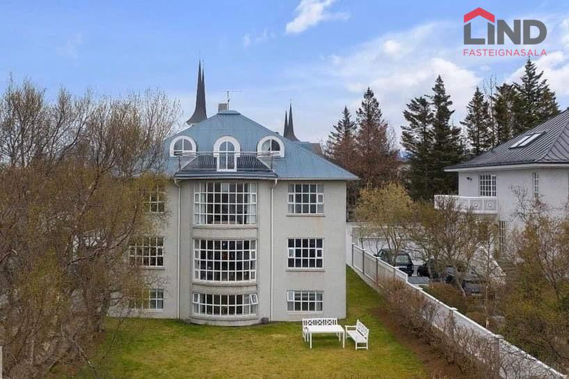 Flókagata 57, 105 Reykjavík