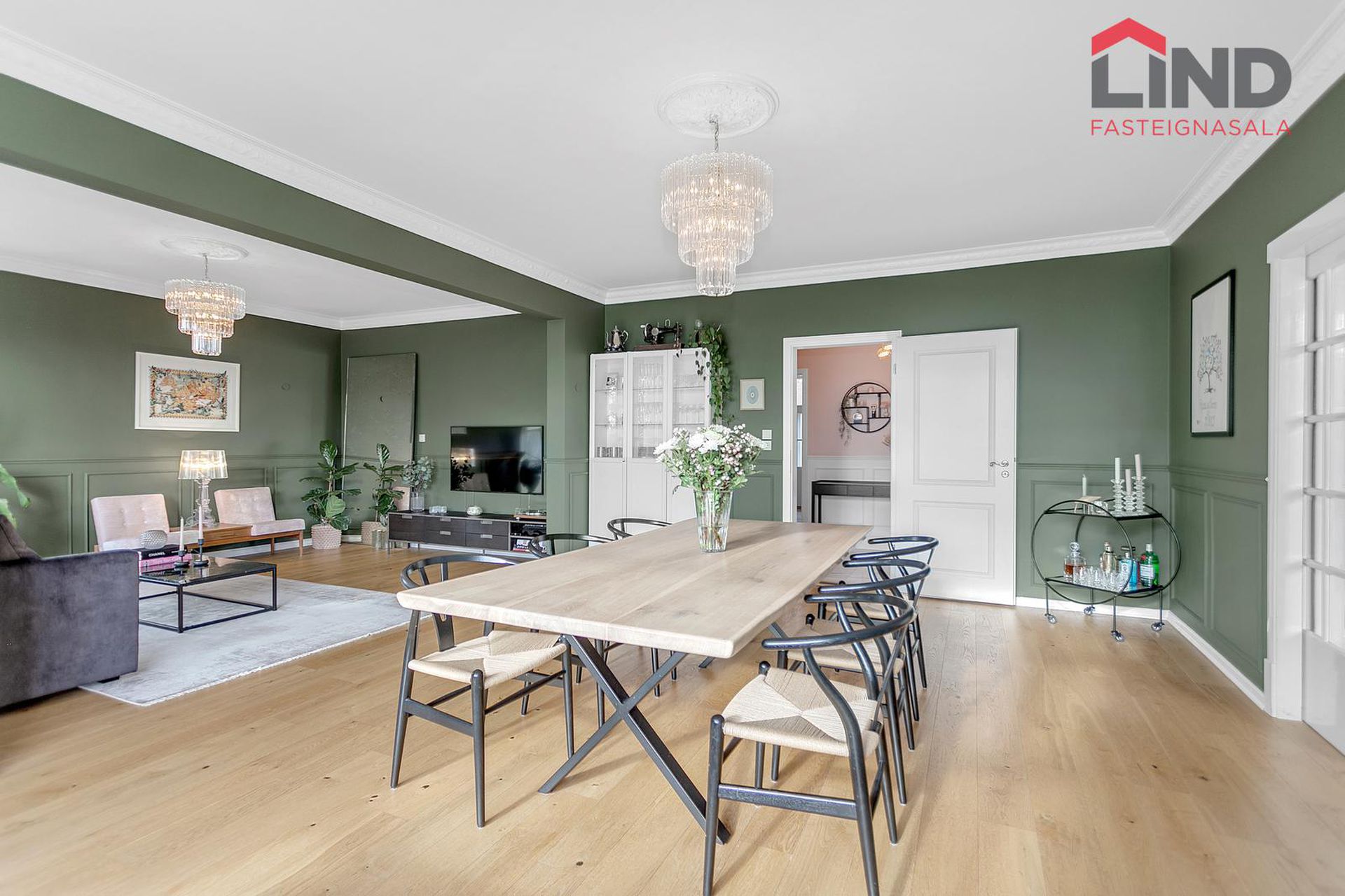 Flókagata 57, 105 Reykjavík
