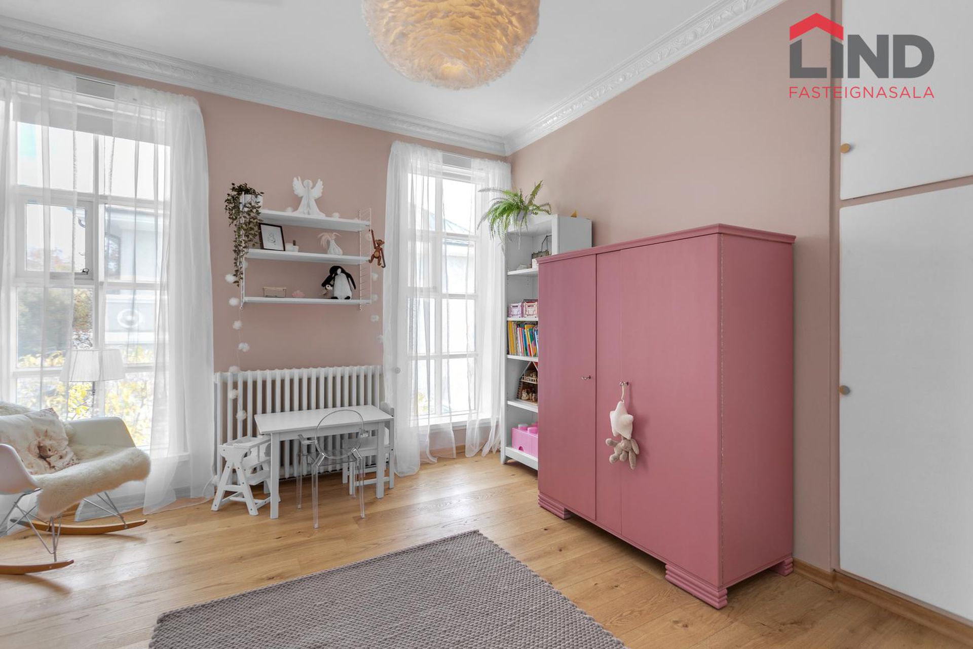 Flókagata 57, 105 Reykjavík
