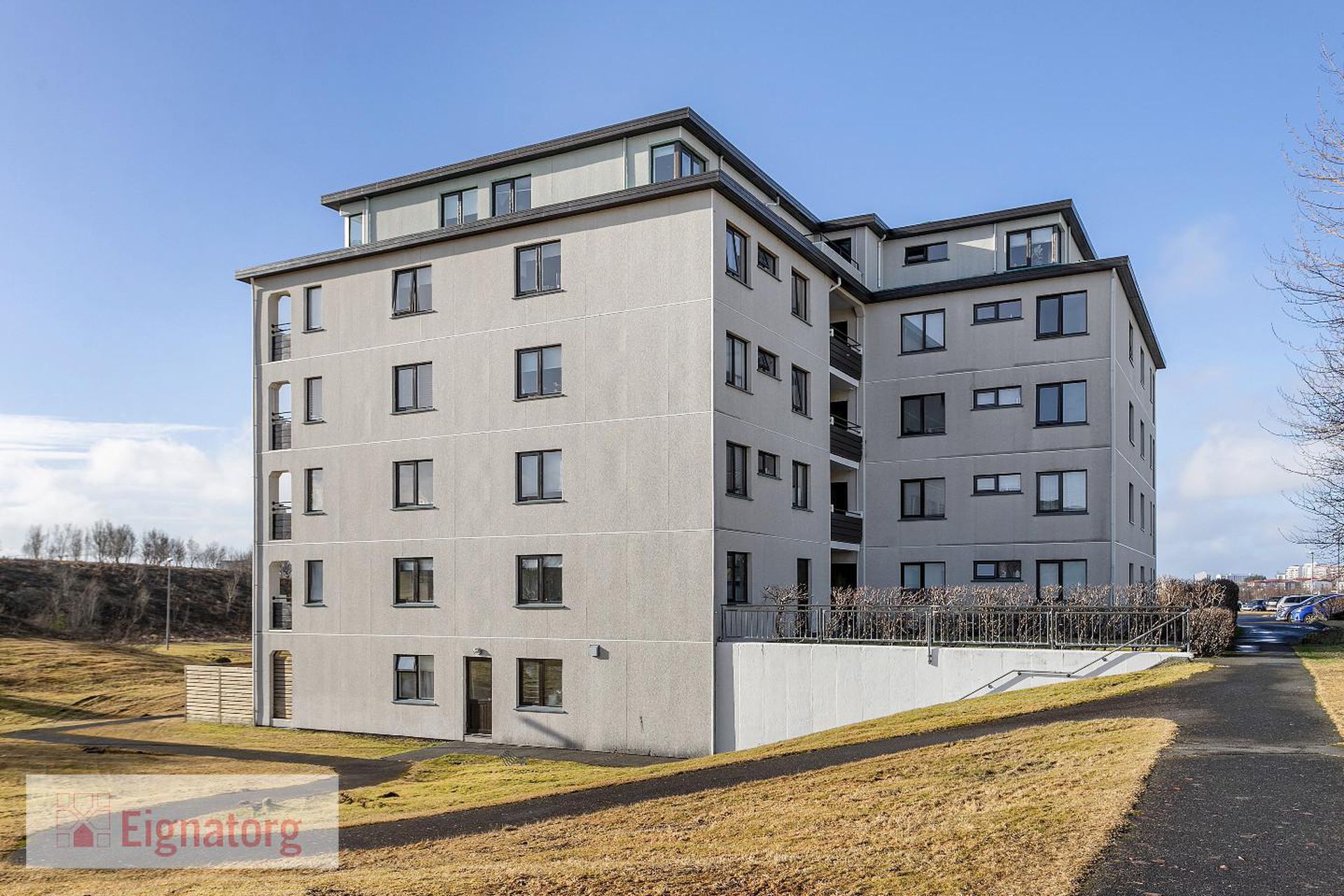 Vallarás 5 - 0201, 110 Reykjavík