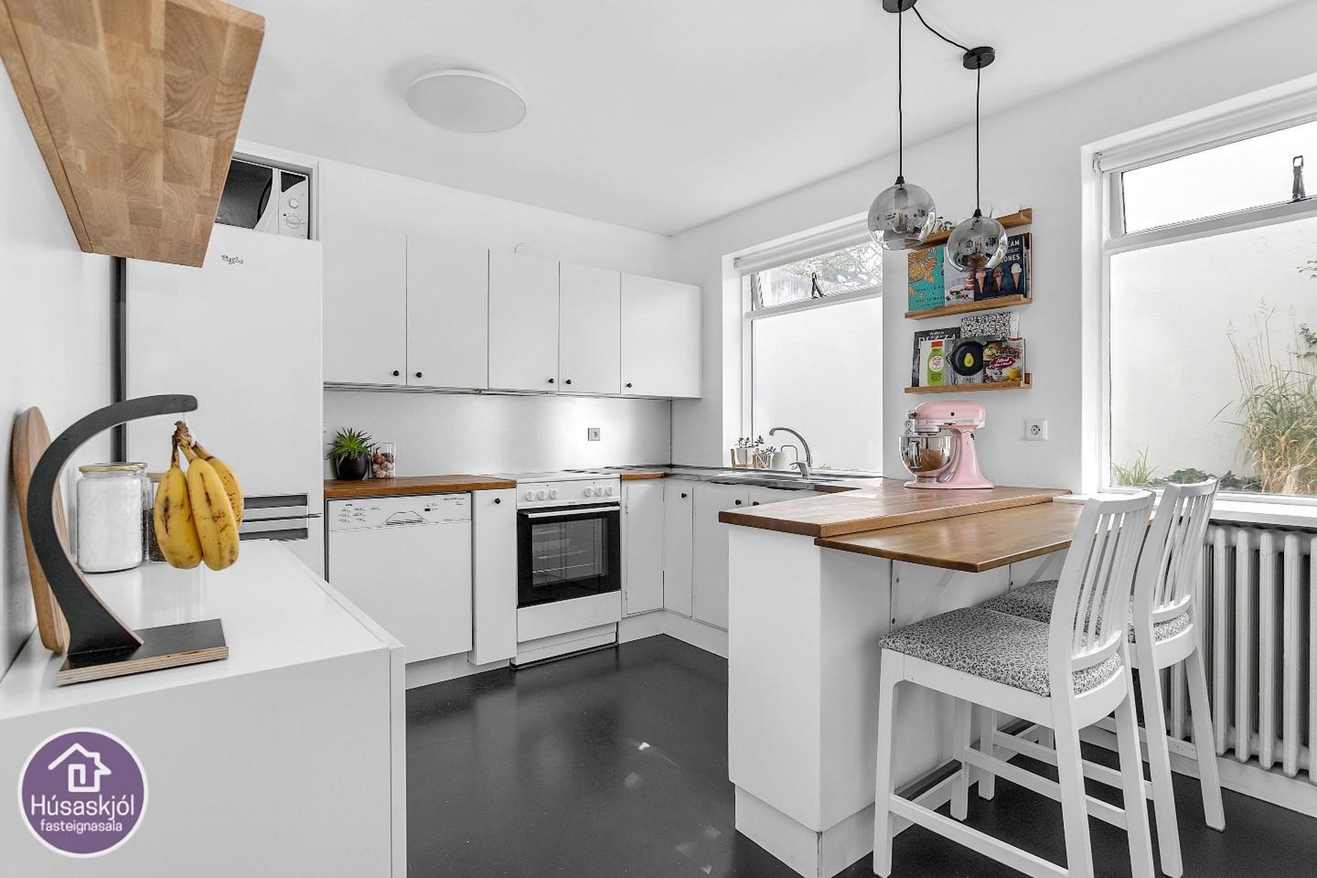 Sporðagrunn 7, 104 Reykjavík