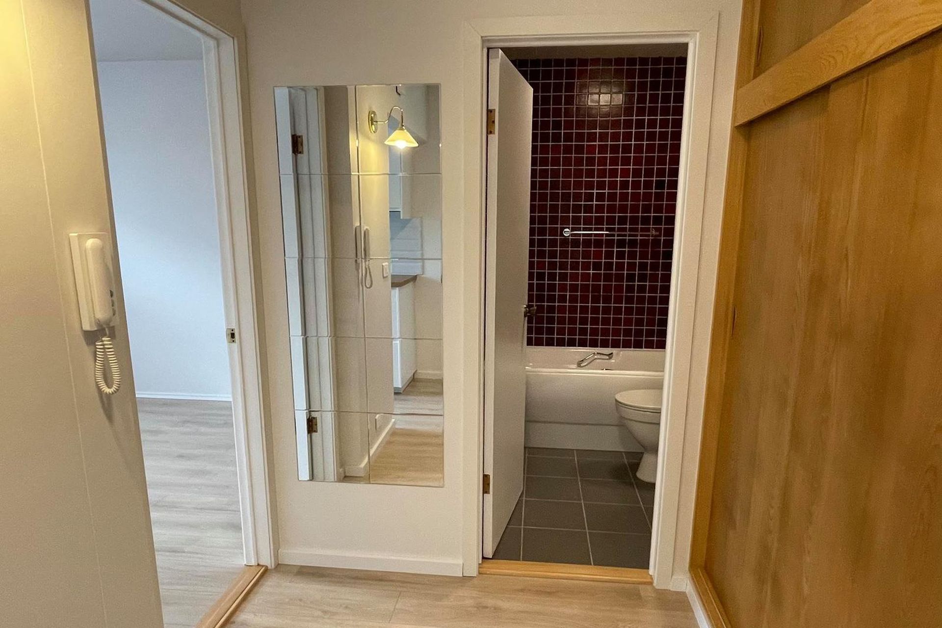 Dúfnahólar 4, 111 Reykjavík