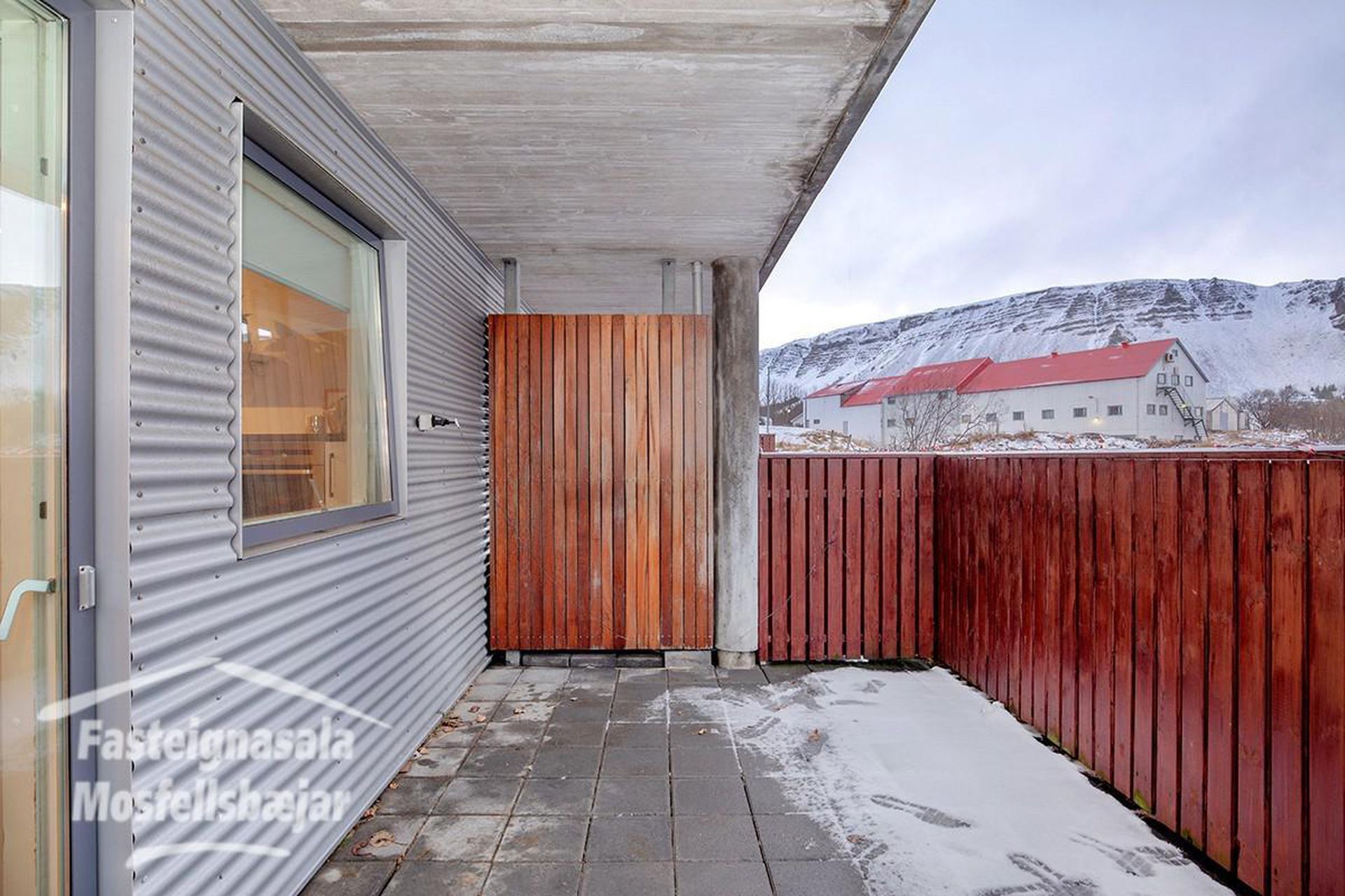 Klapparhlíð 24, 270 Mosfellsbær