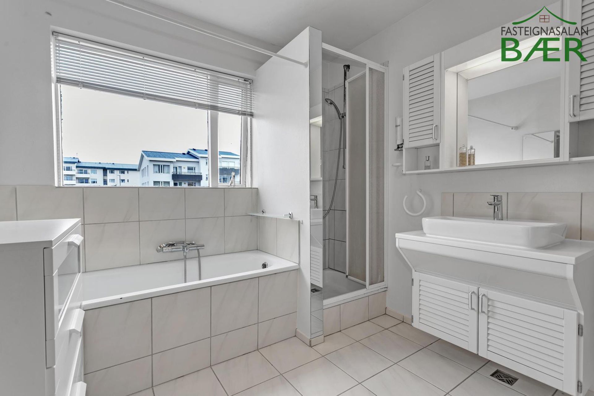 Ofanleiti 5, 103 Reykjavík