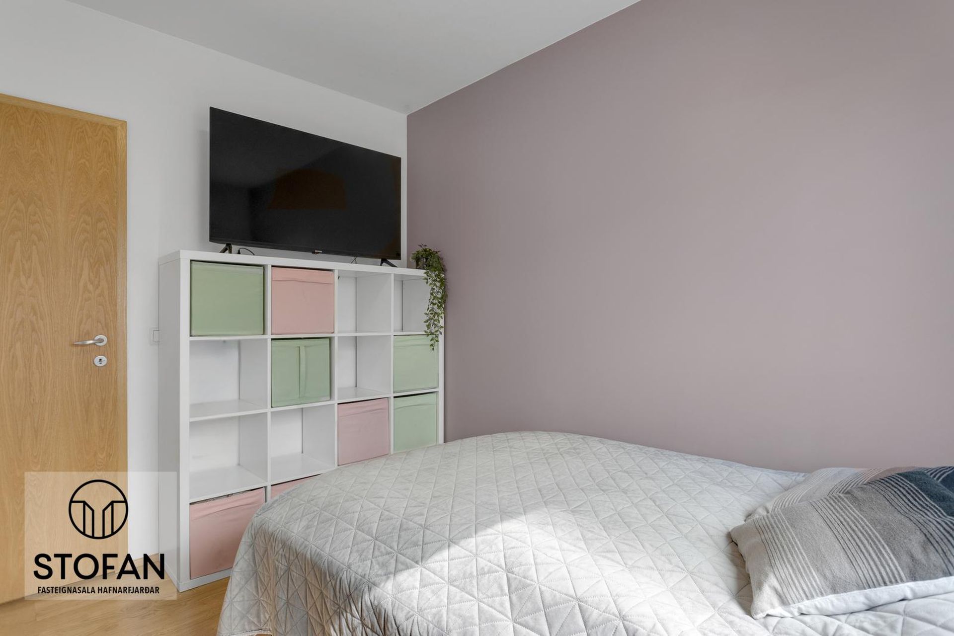 Helluvað 13, 110 Reykjavík