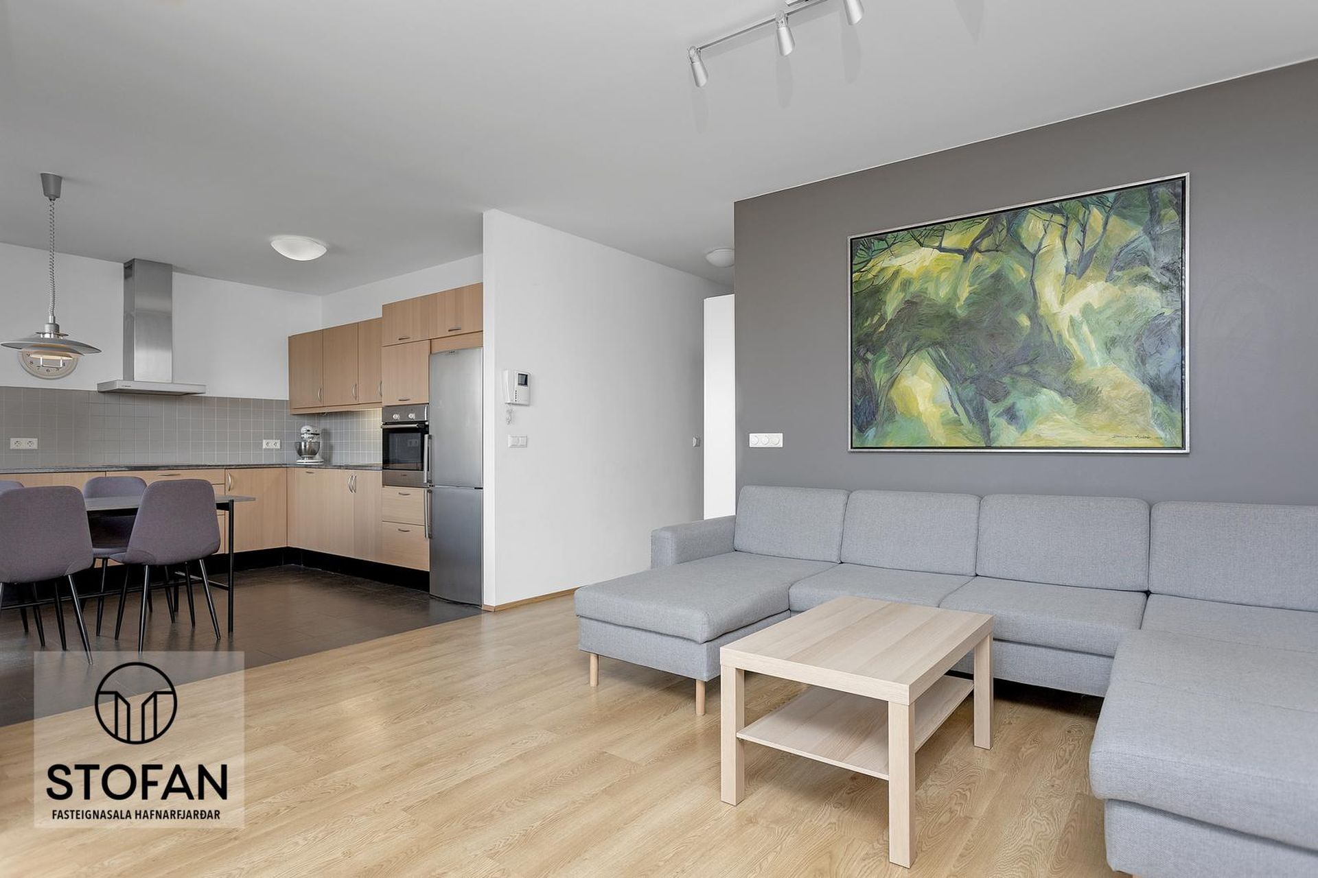 Helluvað 13, 110 Reykjavík