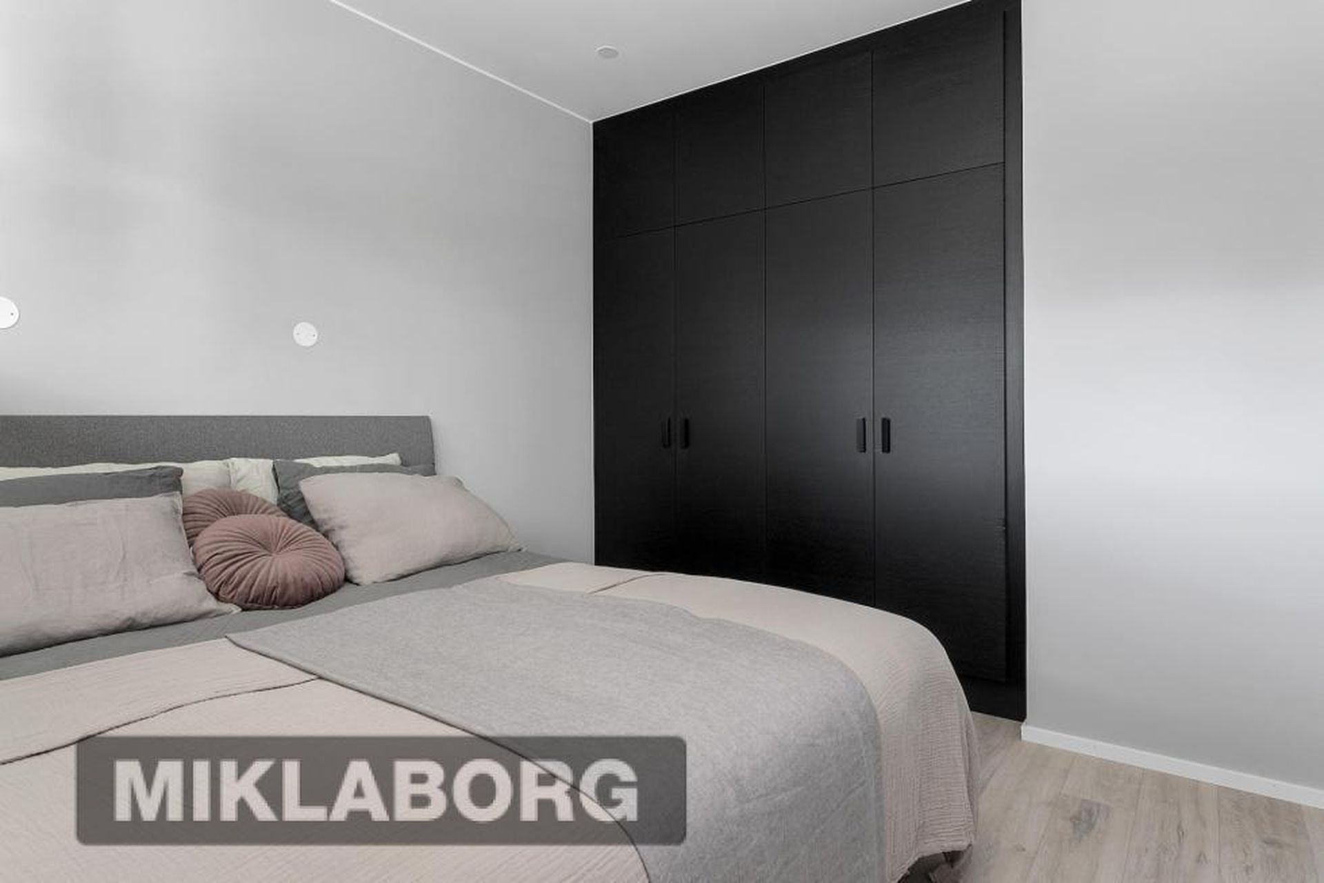 Valshlíð 10, 102 Reykjavík