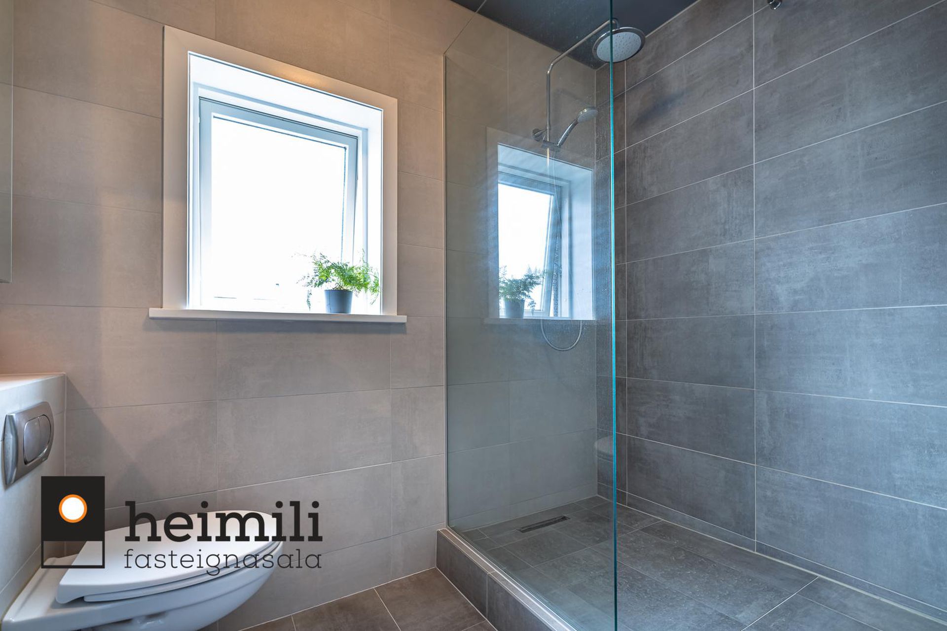 Kleppsvegur 56, 104 Reykjavík