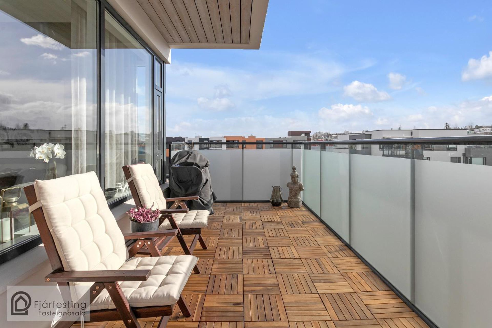 Naustavör 9, 200 Kópavogur