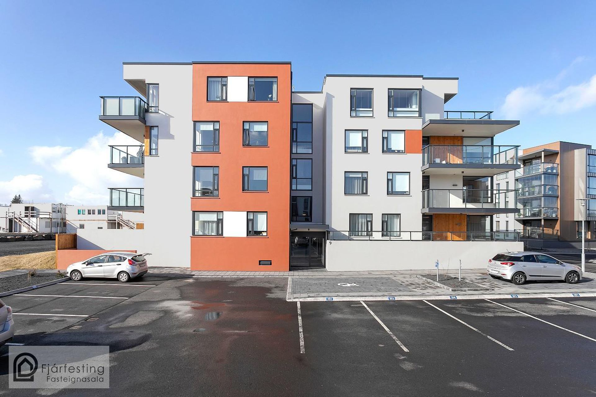 Naustavör 9, 200 Kópavogur