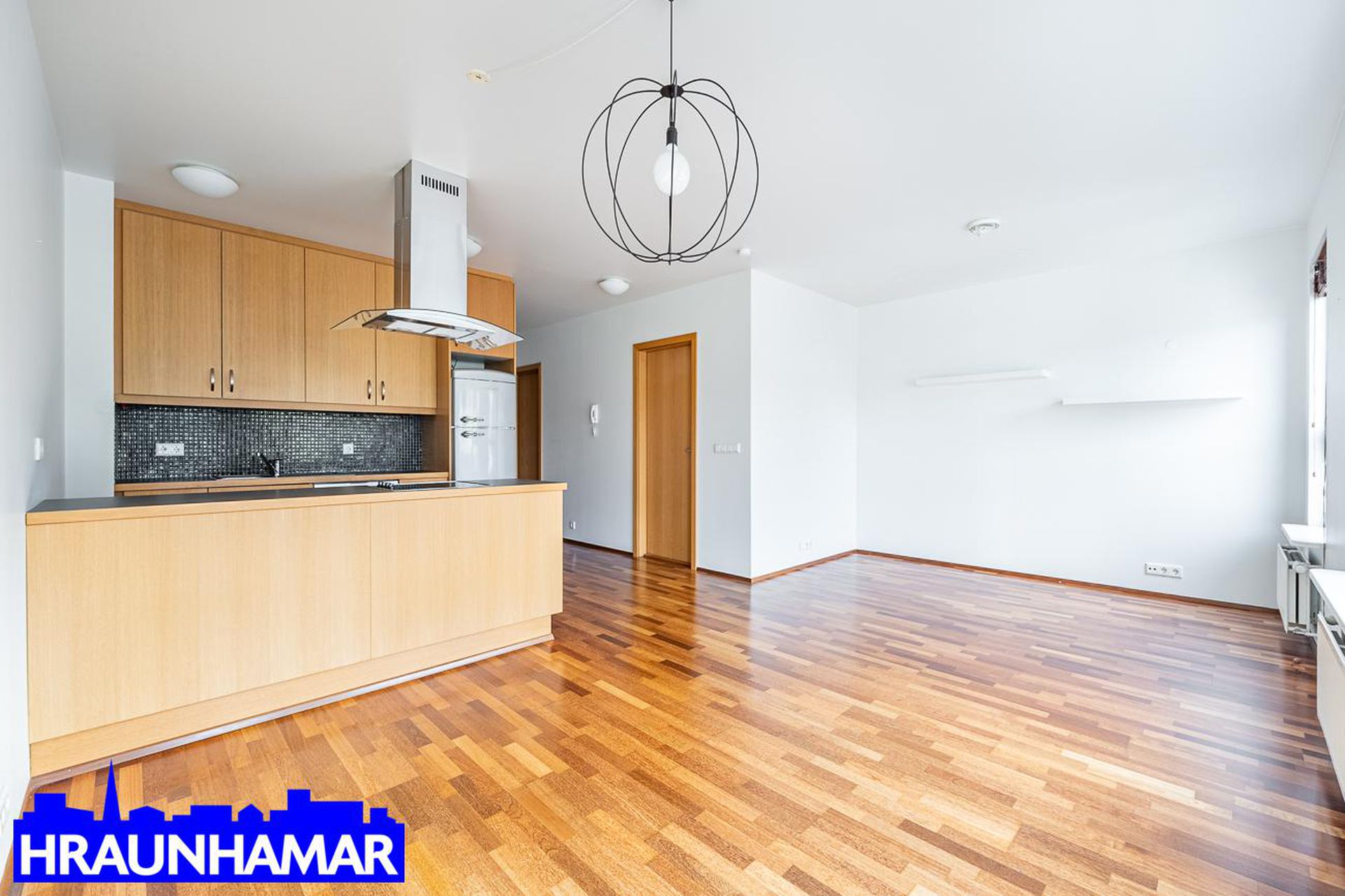 Lækjargata 28, 220 Hafnarfjörður