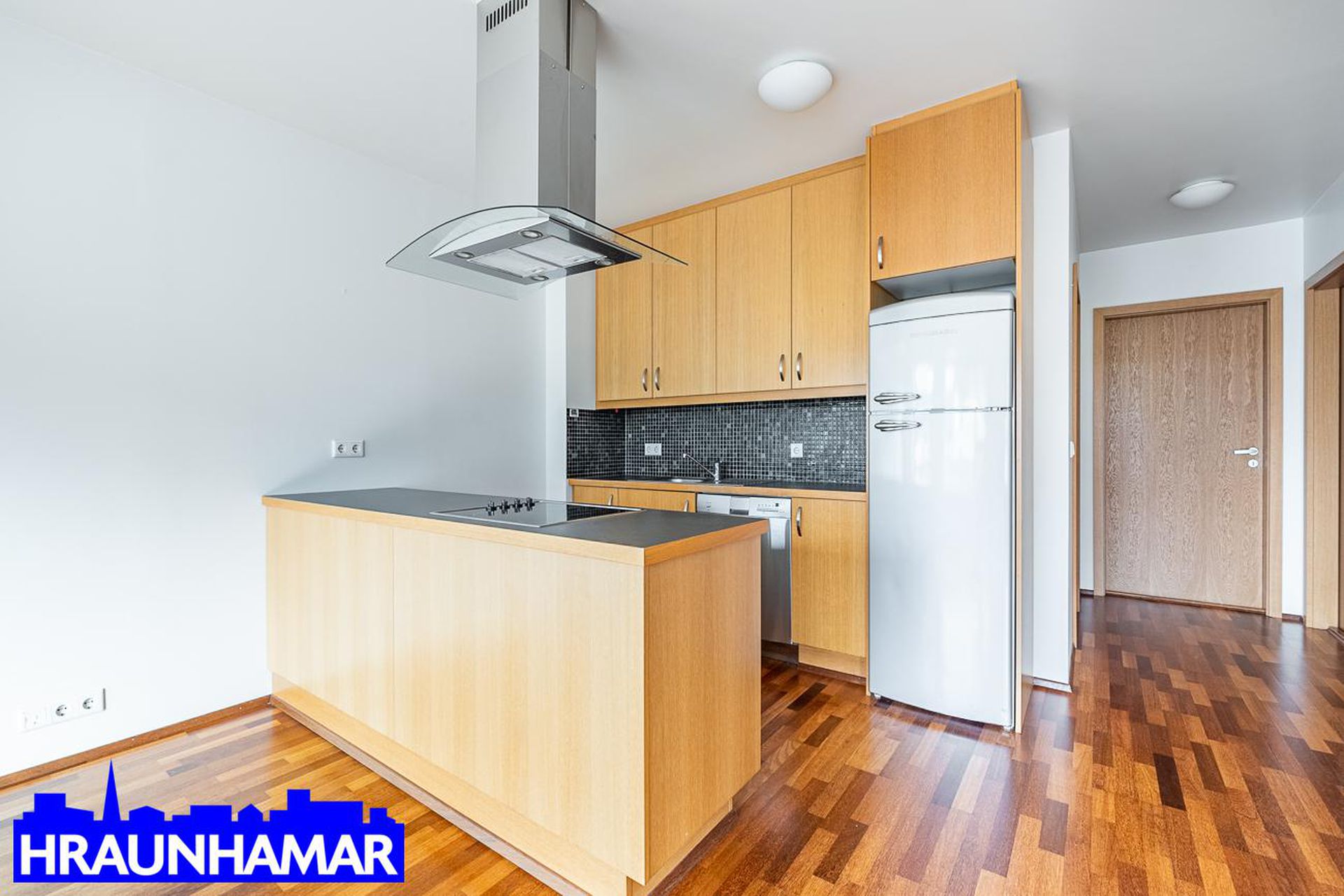 Lækjargata 28, 220 Hafnarfjörður