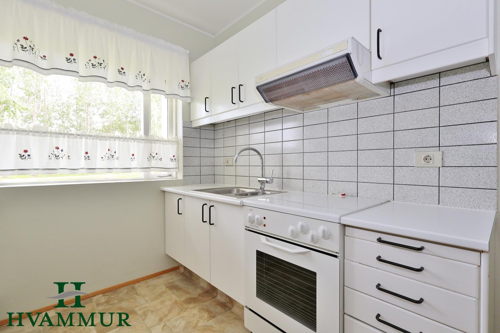 Tjarnarlundur 16, 600 Akureyri