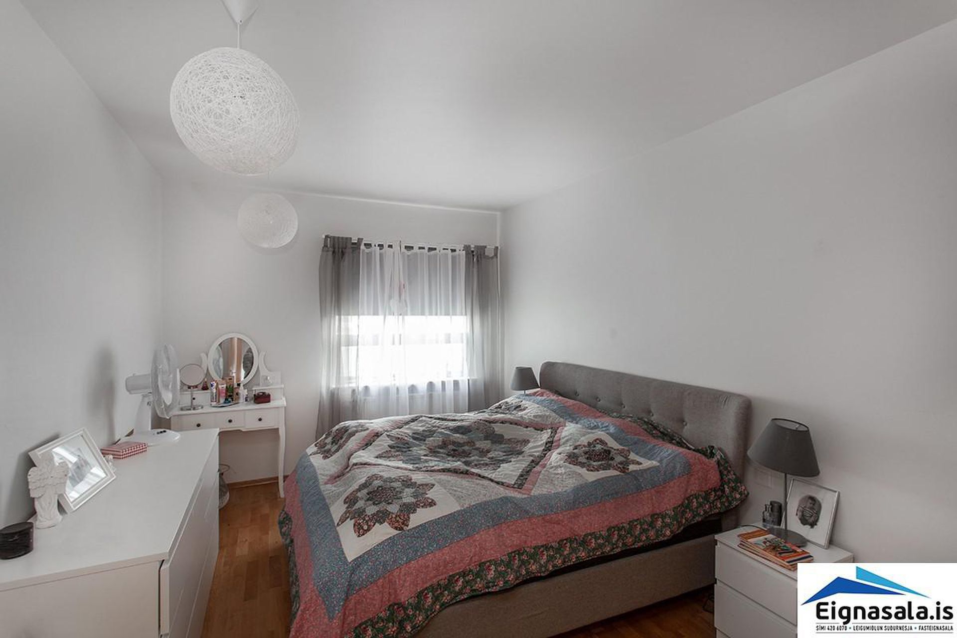 Tjarnabakki 8, 260 Reykjanesbær