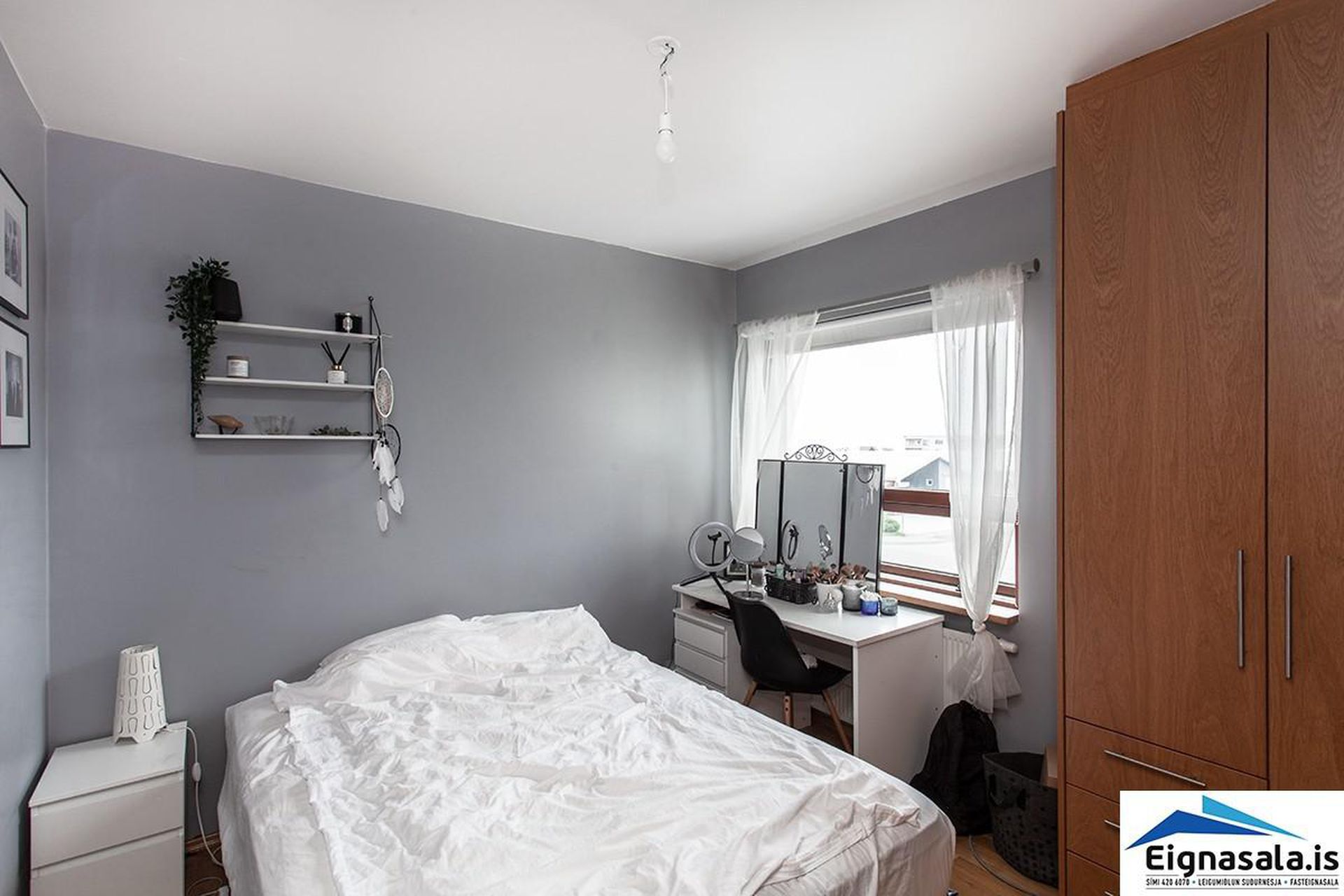 Tjarnabakki 8, 260 Reykjanesbær