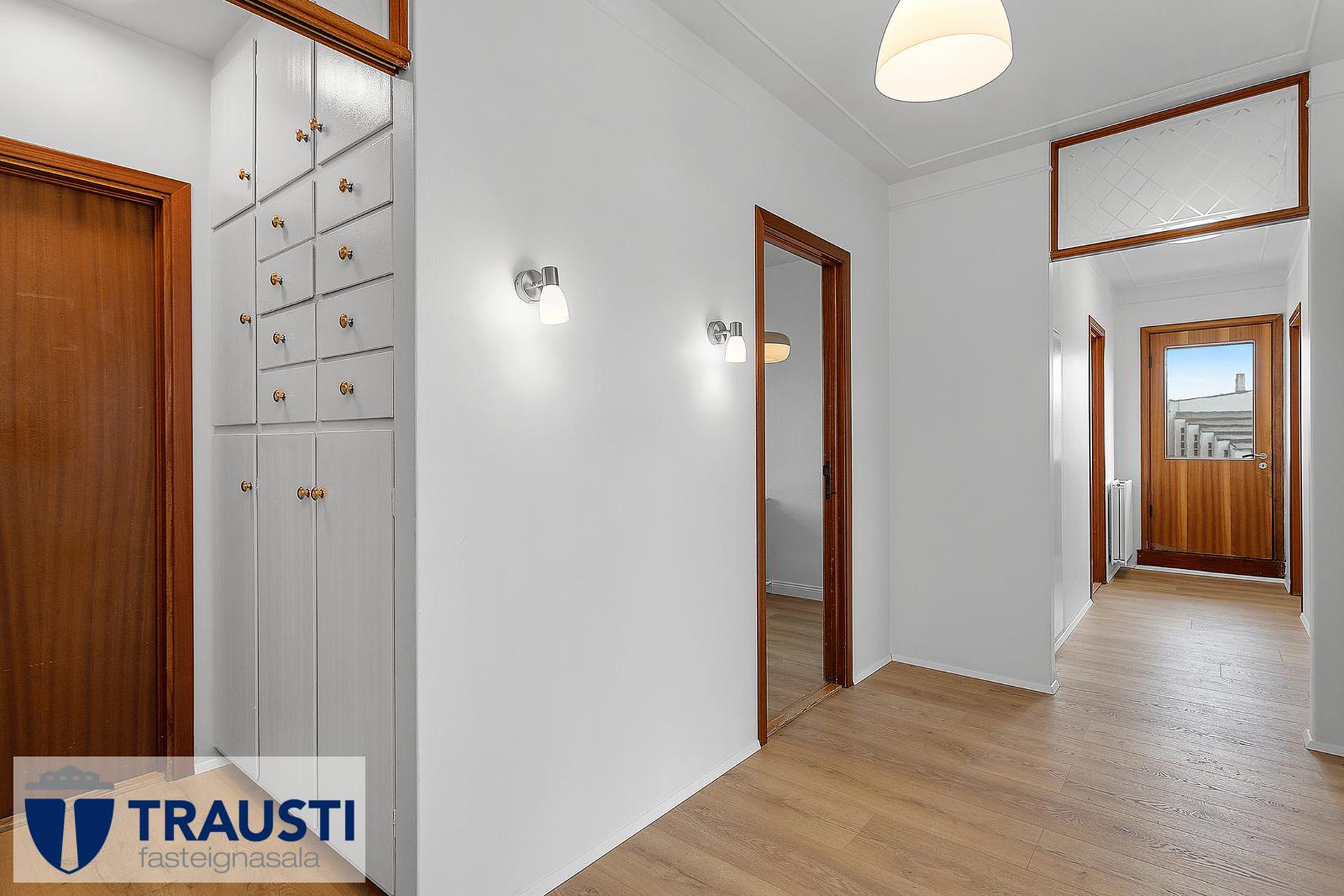 Hjarðarhagi 64, 107 Reykjavík