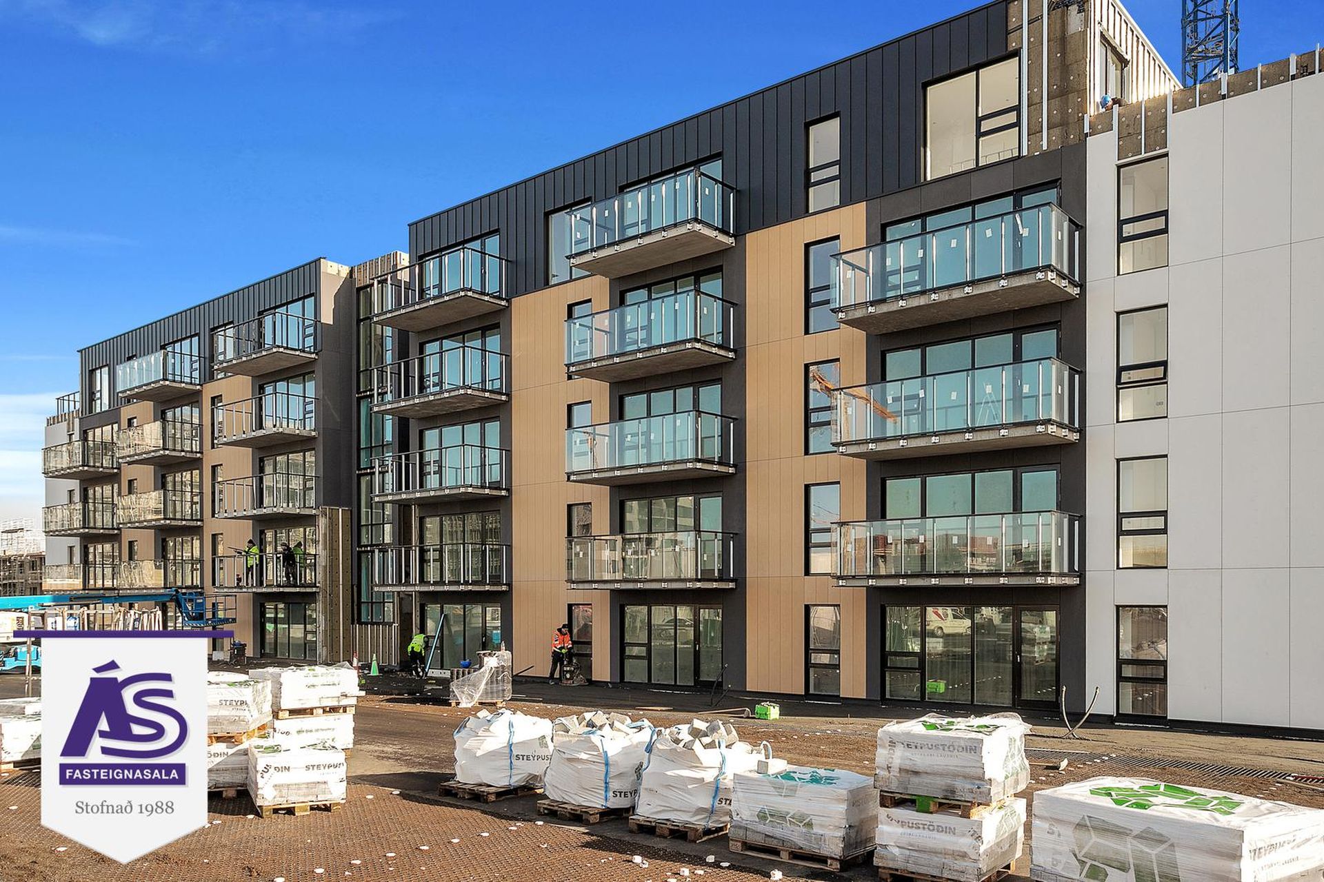 Áshamar 52 - 0102, 221 Hafnarfjörður